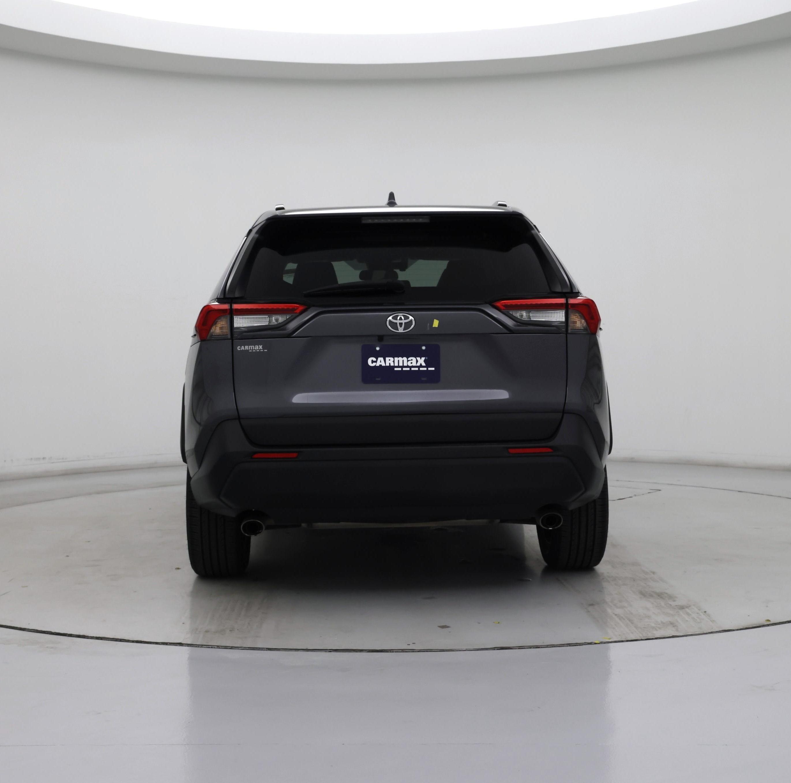 Thumbnail: 2021 Toyota RAV4 - 6