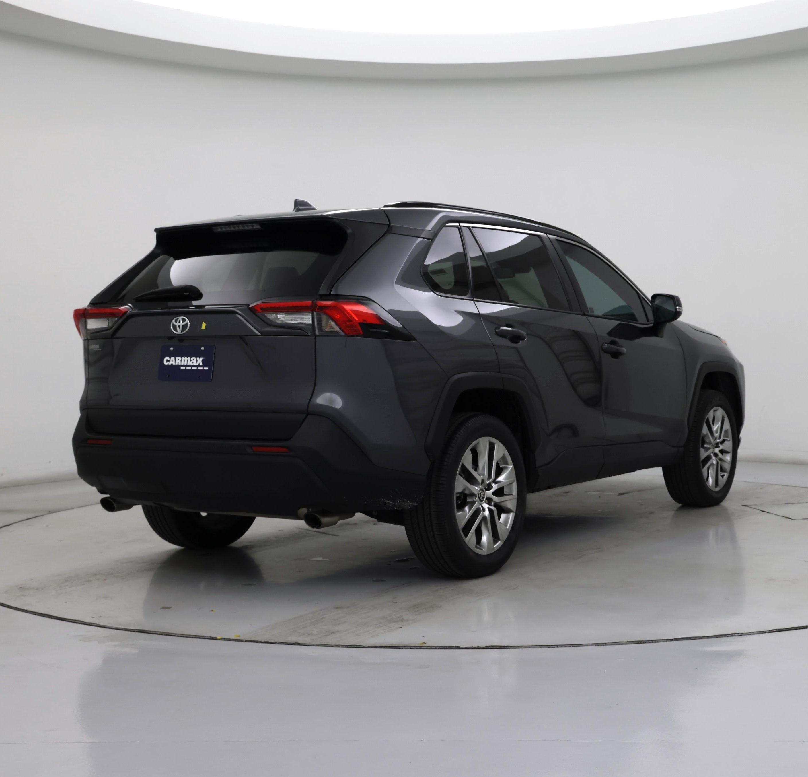 Thumbnail: 2021 Toyota RAV4 - 8