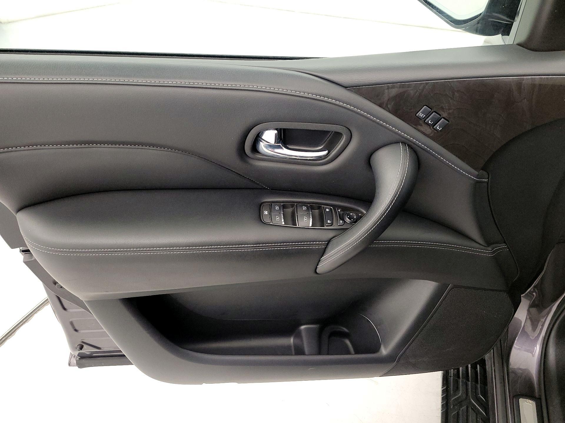 Thumbnail: 2024 INFINITI QX80 - 12