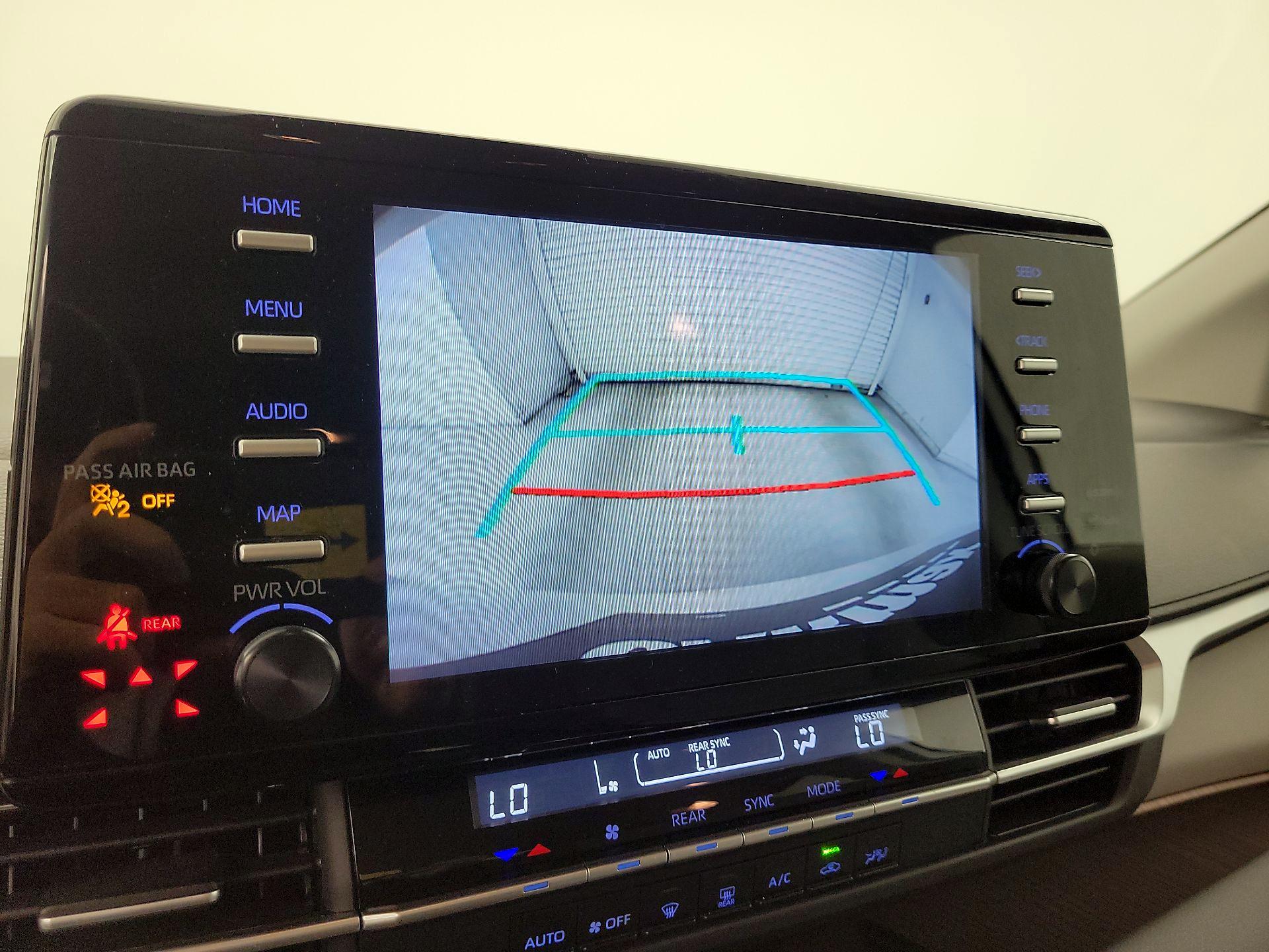 Thumbnail: 2024 Toyota Sienna - 14