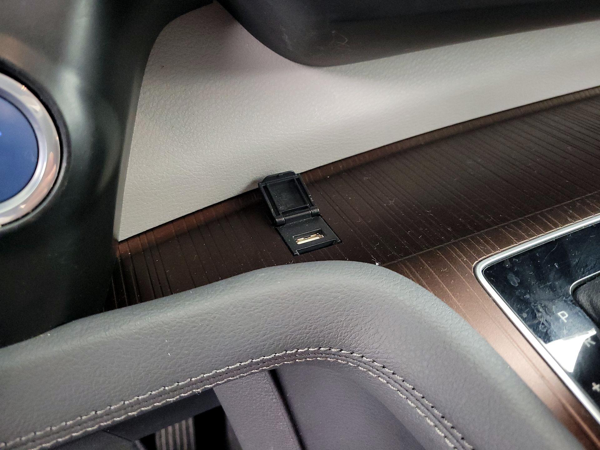 Thumbnail: 2024 Toyota Sienna - 18