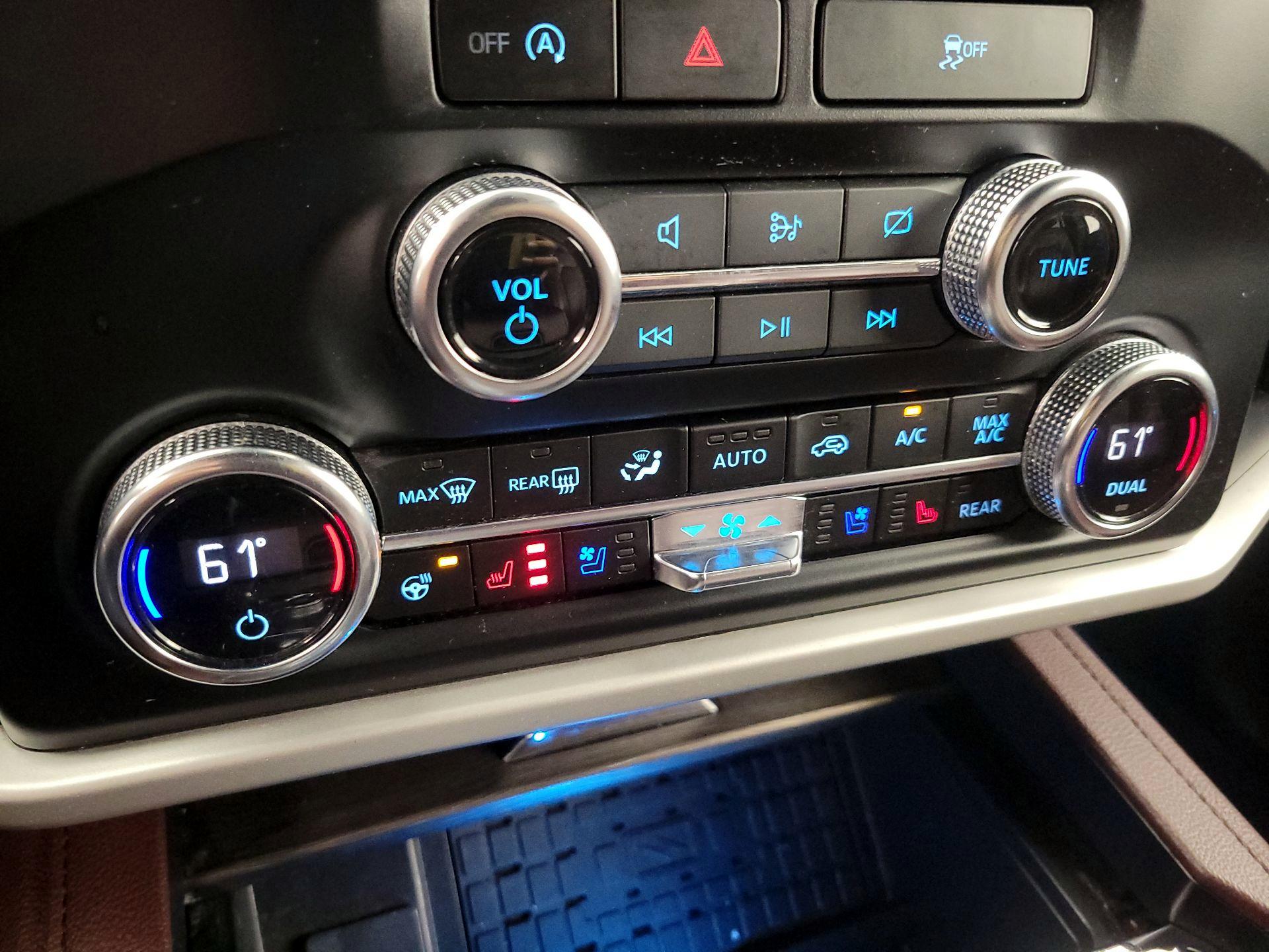 Thumbnail: 2024 Ford Expedition - 17