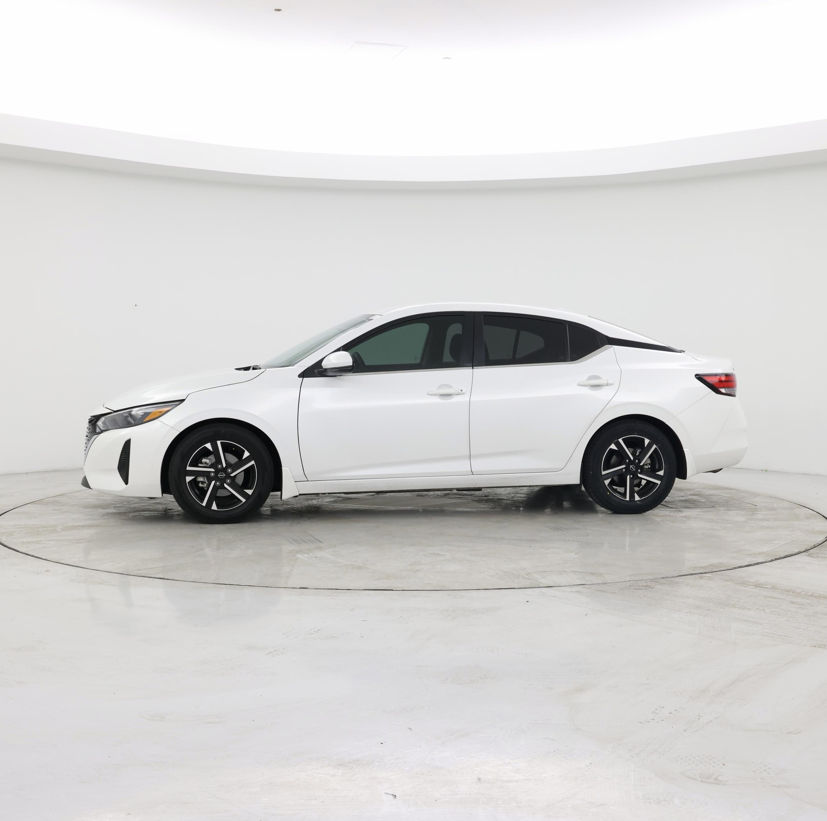 Thumbnail: 2024 Nissan Sentra - 3