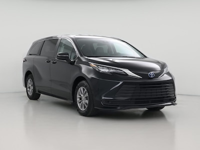2024 Toyota Sienna Hybrid LE