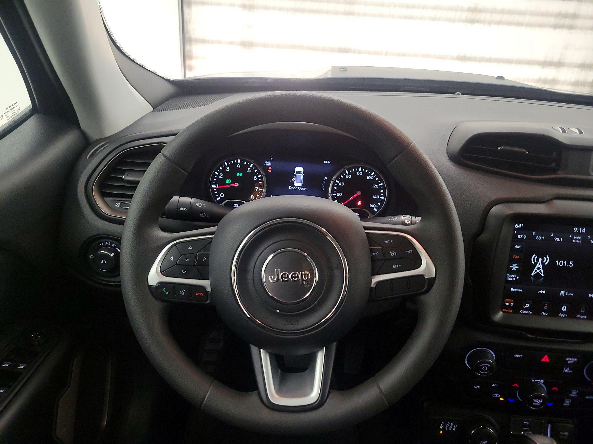 Thumbnail: 2023 Jeep Renegade - 10