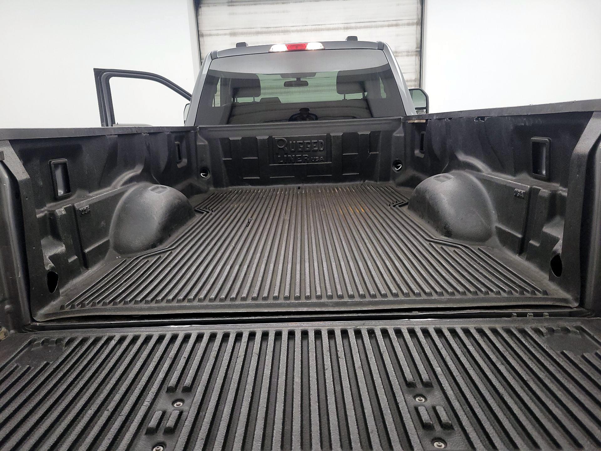 Thumbnail: 2022 Ford F-350 - 19