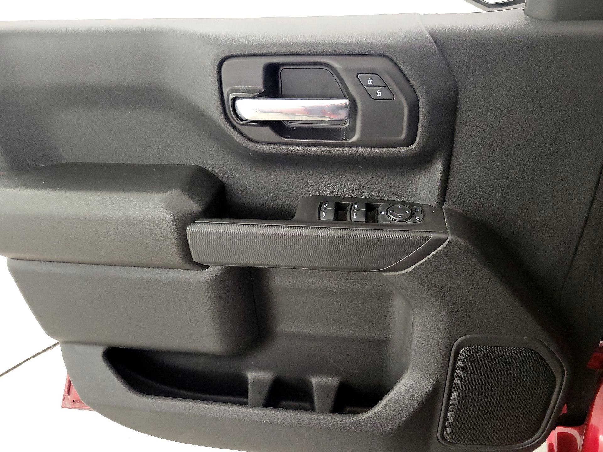 Thumbnail: 2021 Chevrolet Silverado 1500 - 12