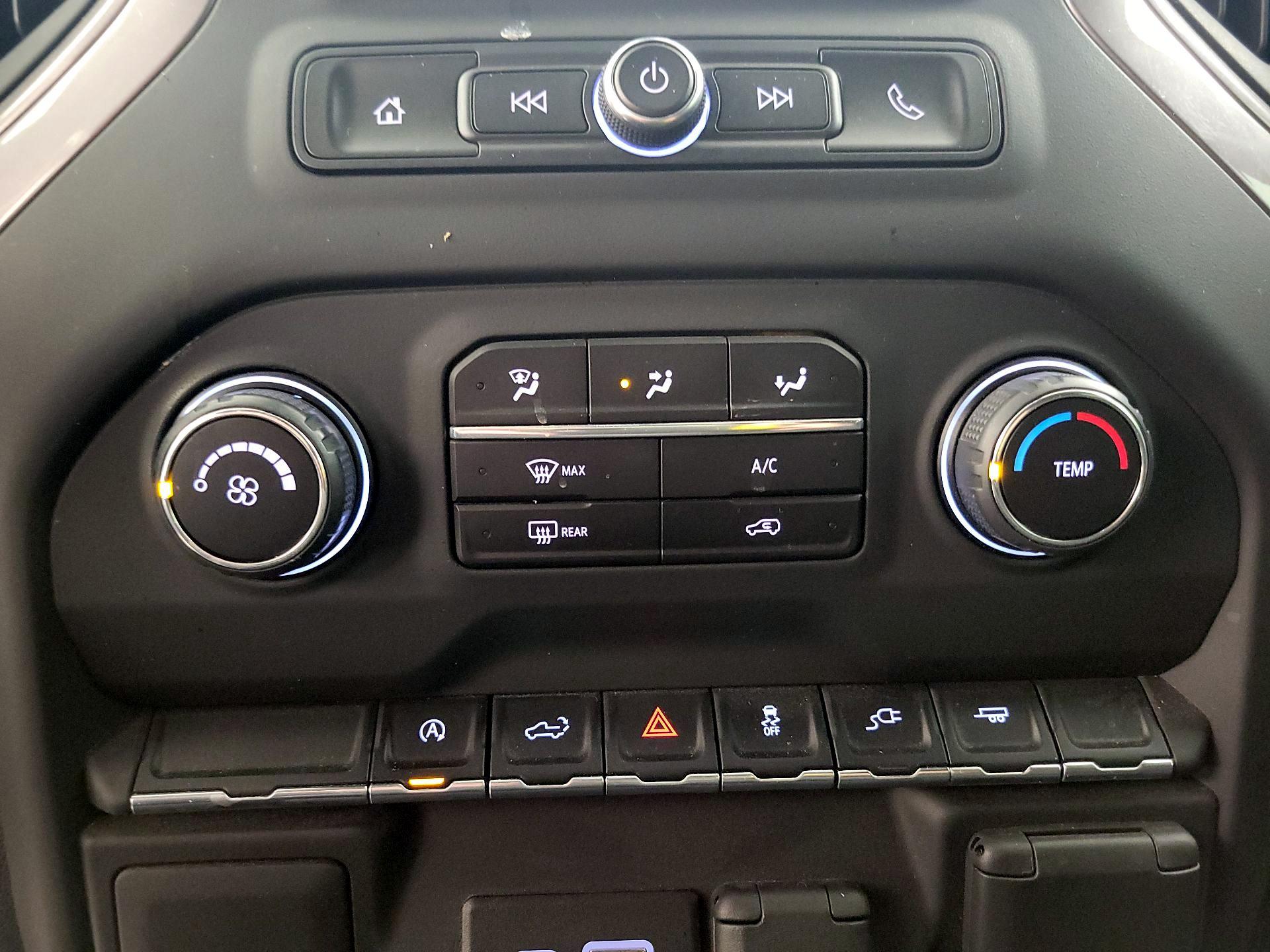 Thumbnail: 2021 Chevrolet Silverado 1500 - 16