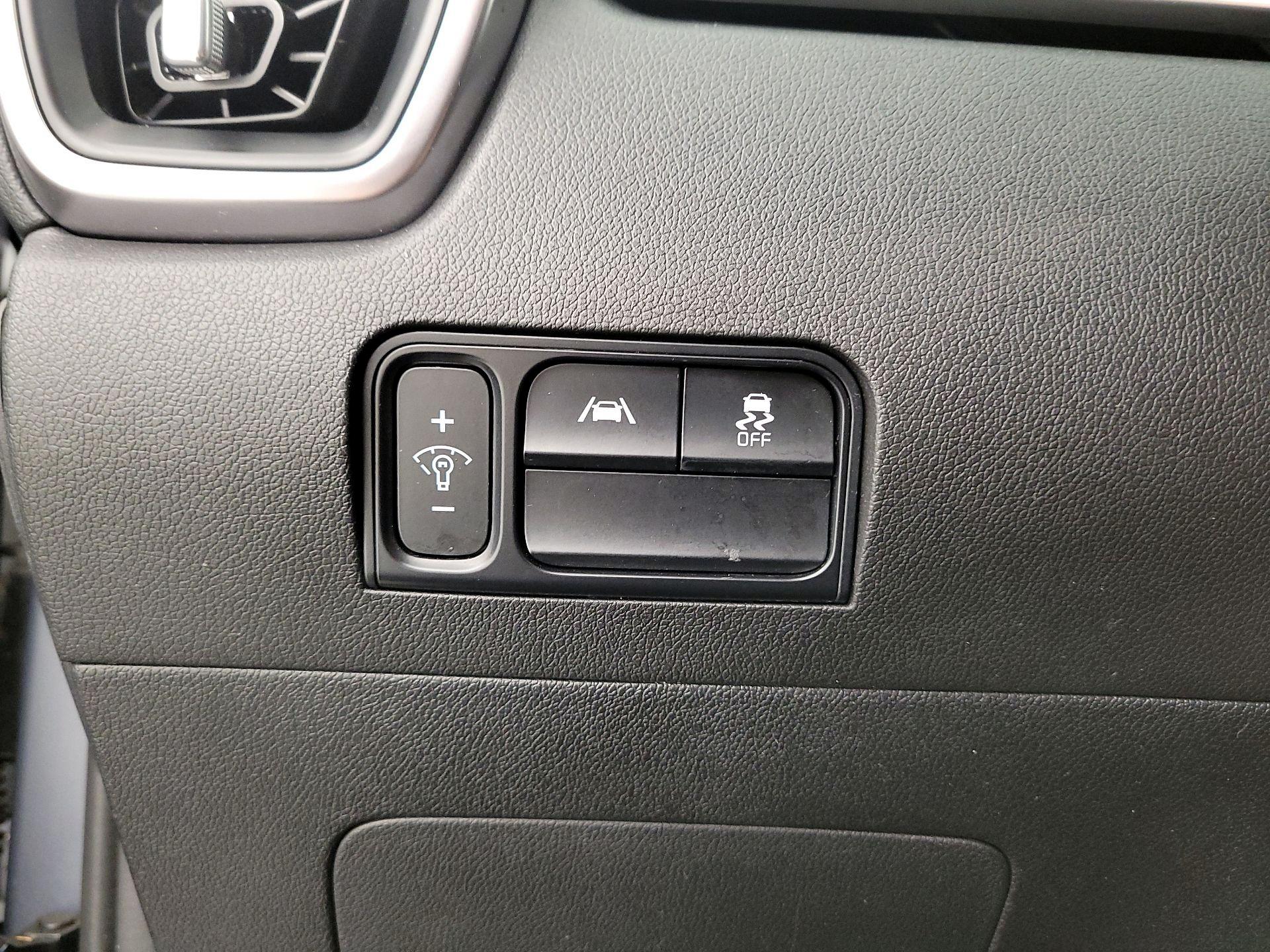 Thumbnail: 2023 Kia Sorento - 13