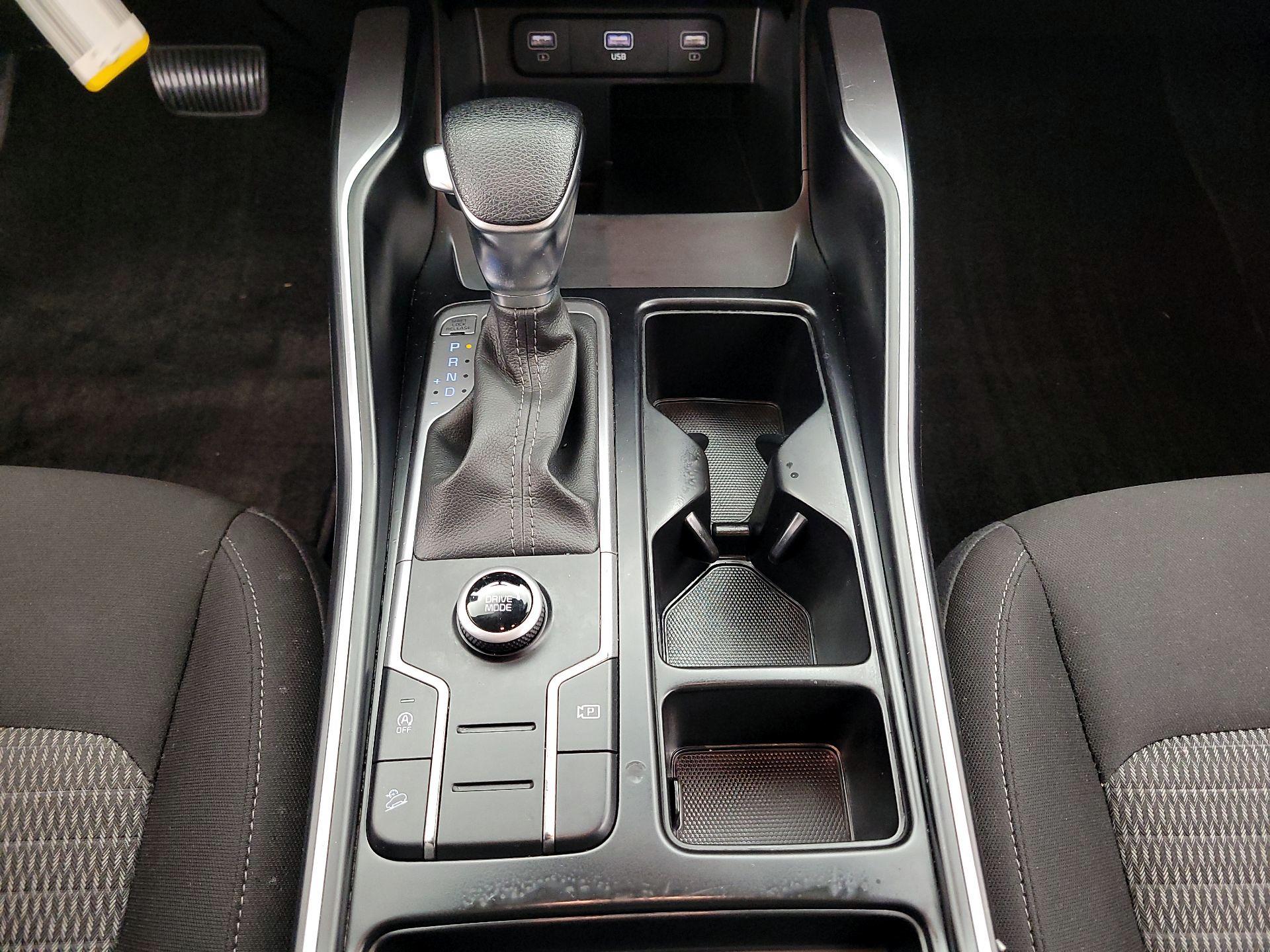 Thumbnail: 2023 Kia Sorento - 17