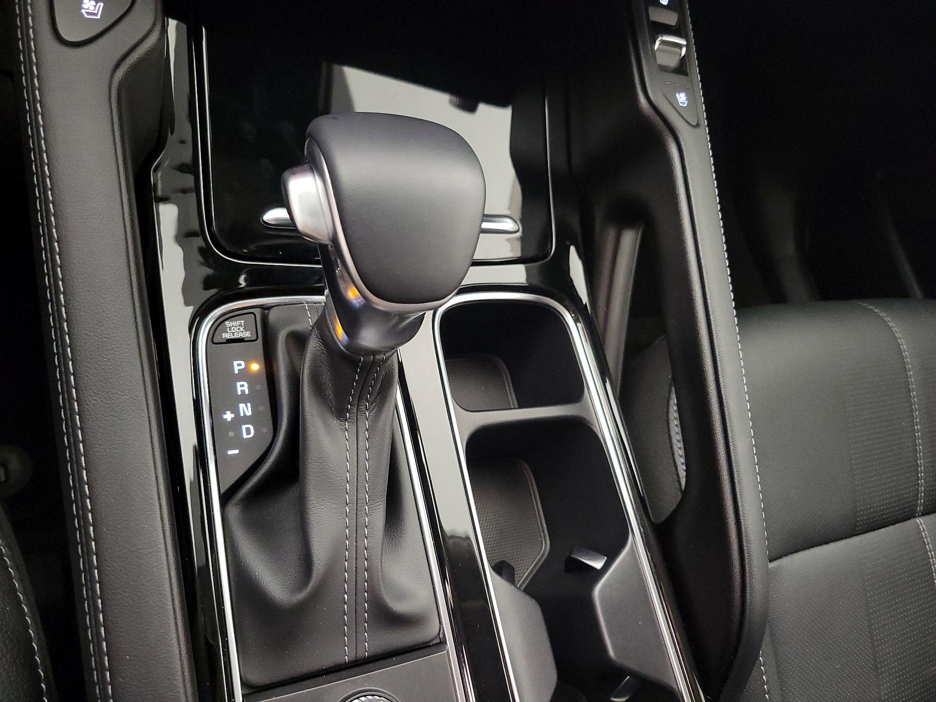 Thumbnail: 2025 Kia Telluride - 18