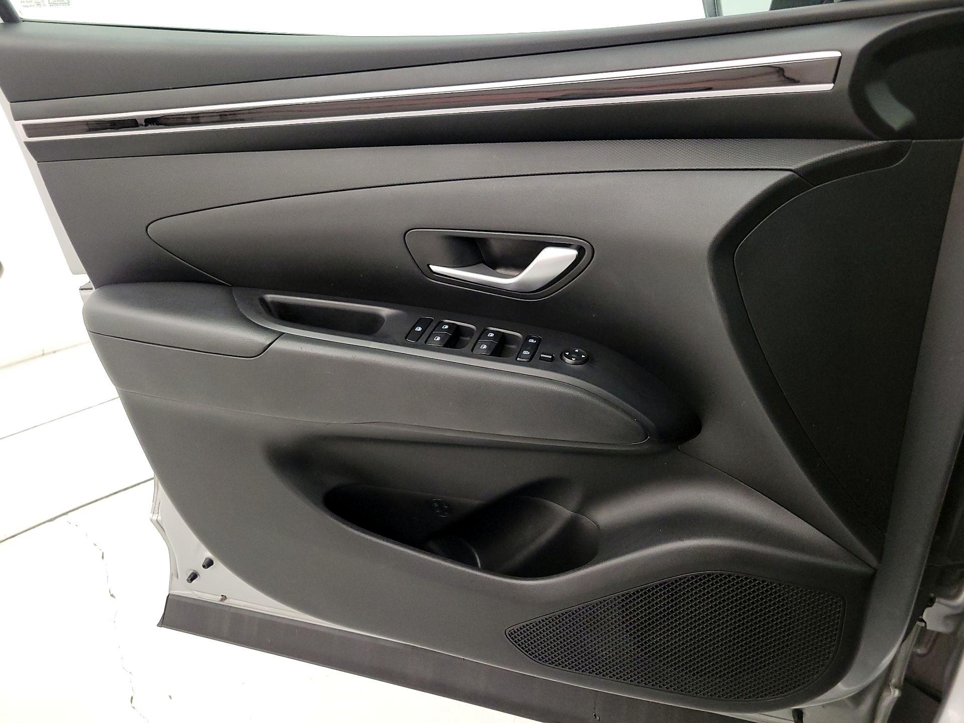 Thumbnail: 2023 Hyundai Tucson - 12