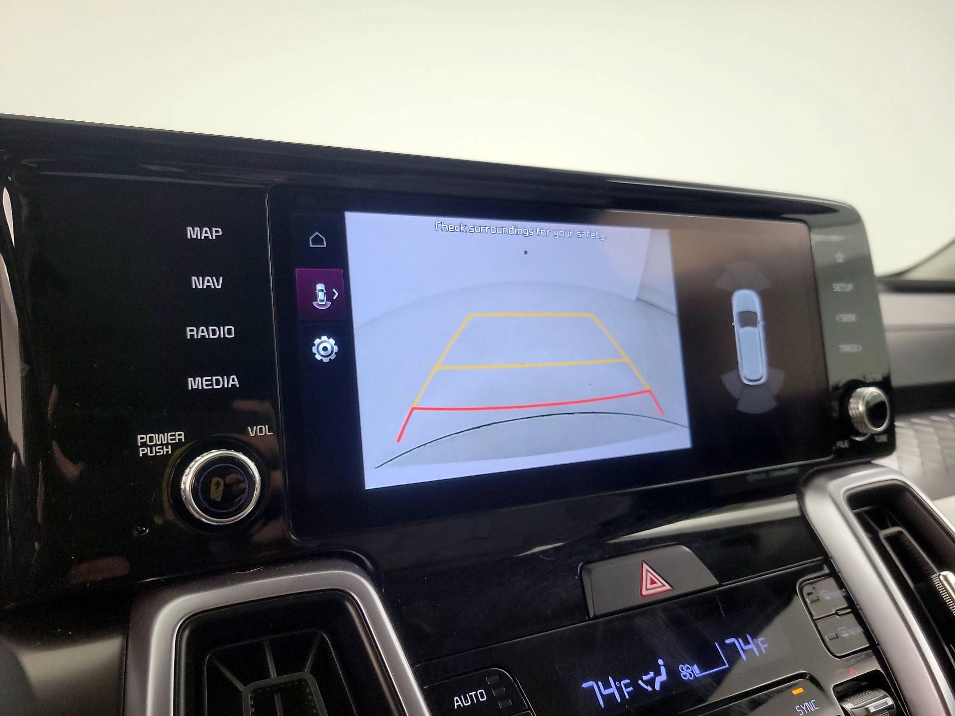 Thumbnail: 2023 Kia Sorento - 15