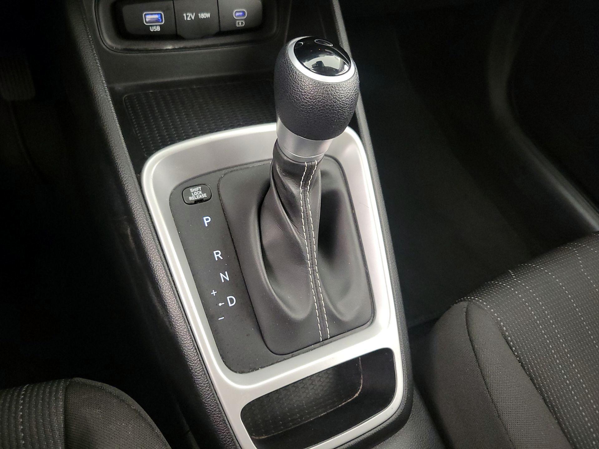 Thumbnail: 2024 Hyundai Venue - 17