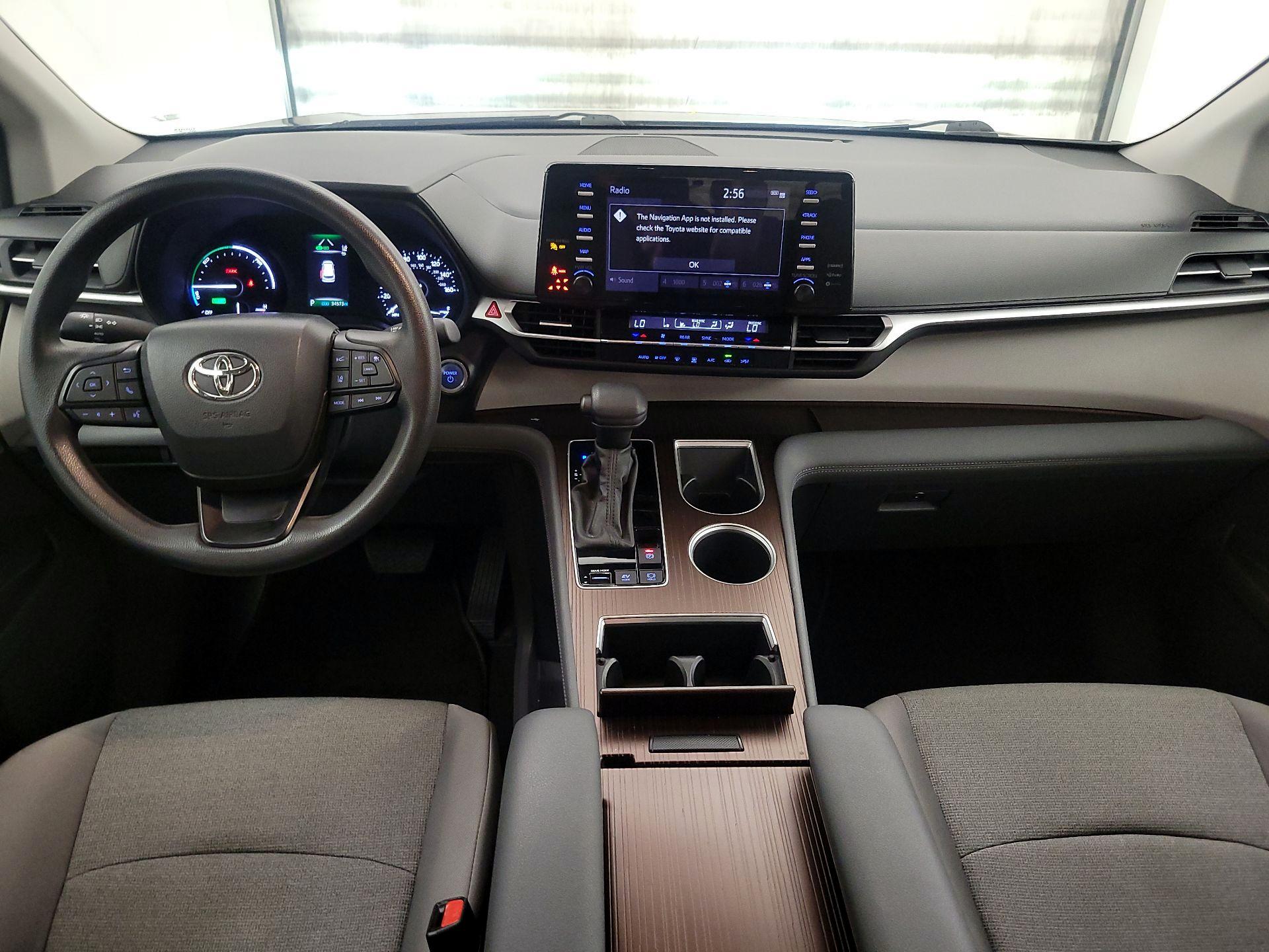 Thumbnail: 2024 Toyota Sienna - 9