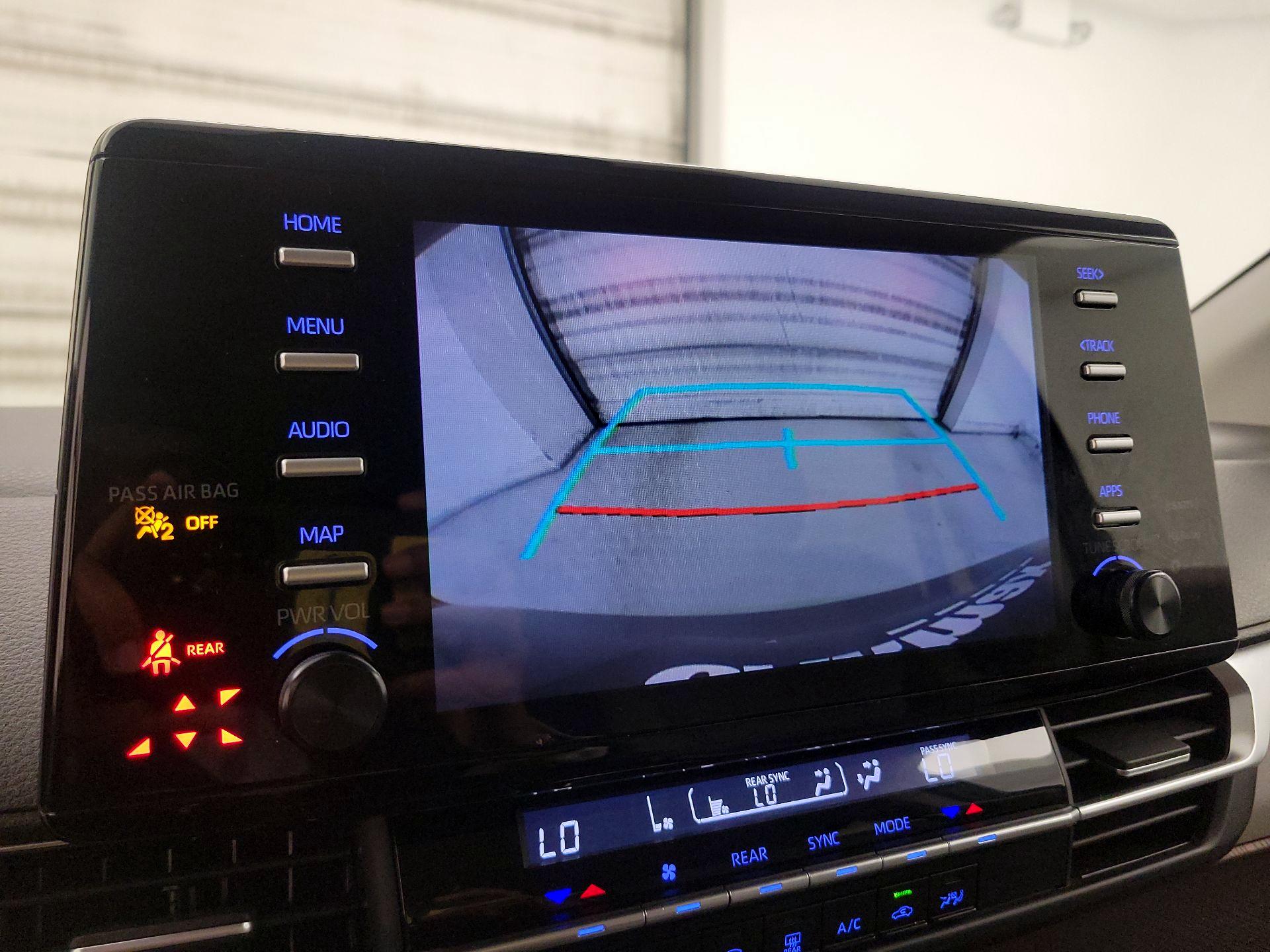 Thumbnail: 2024 Toyota Sienna - 14