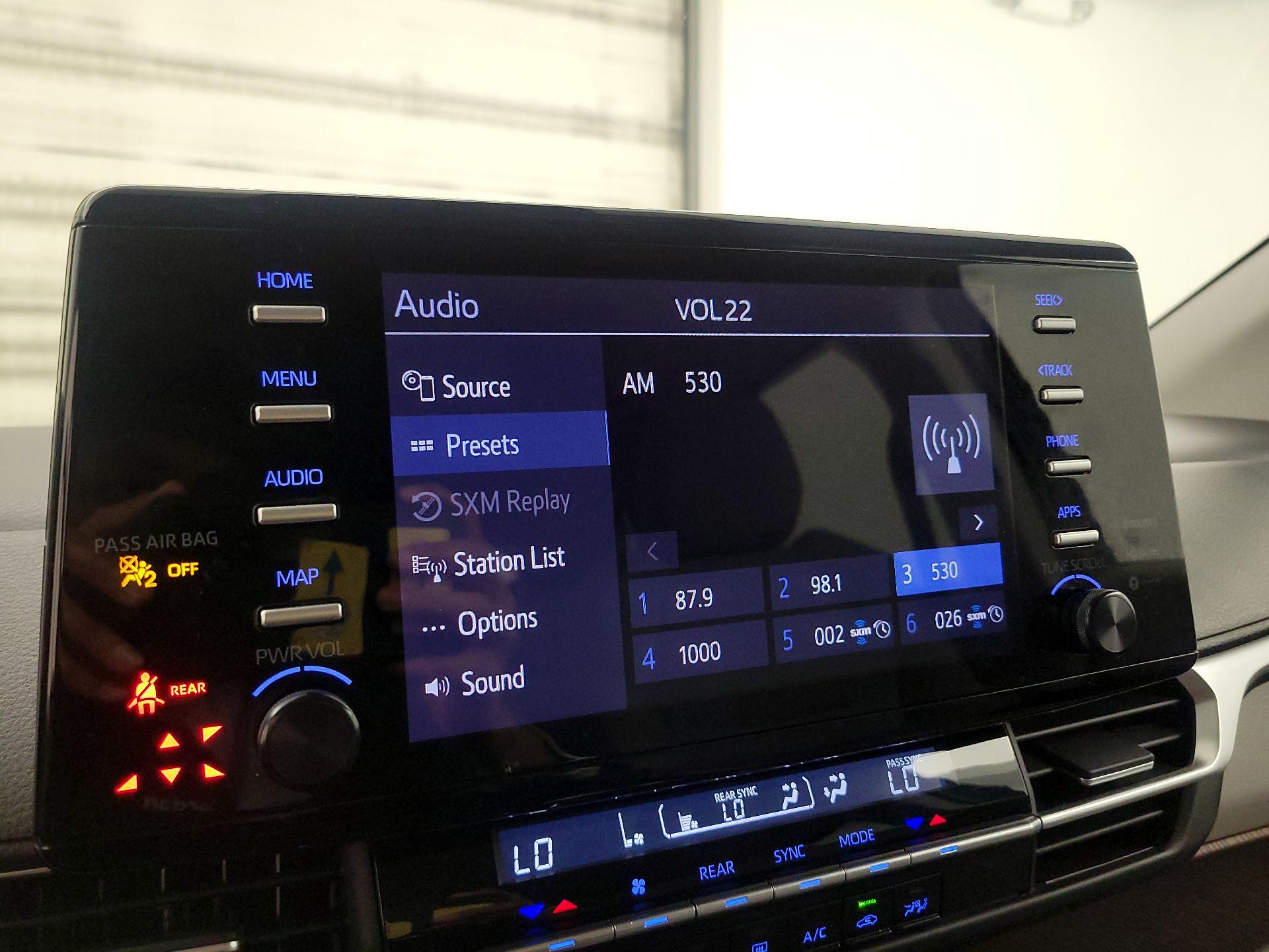 Thumbnail: 2024 Toyota Sienna - 15