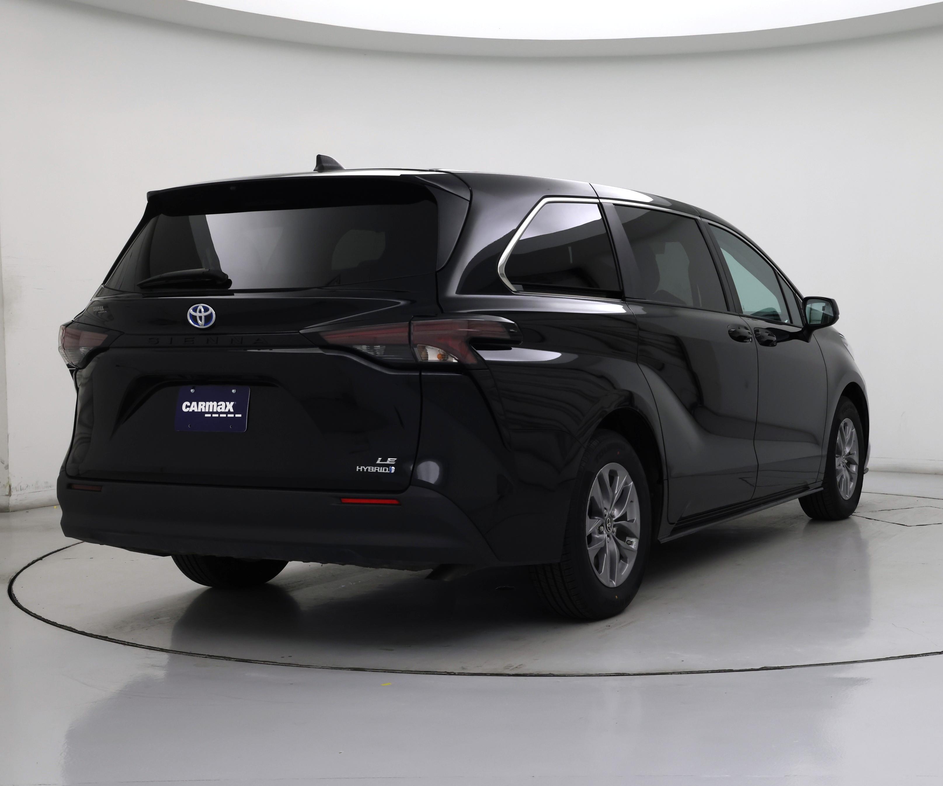 Thumbnail: 2024 Toyota Sienna - 8