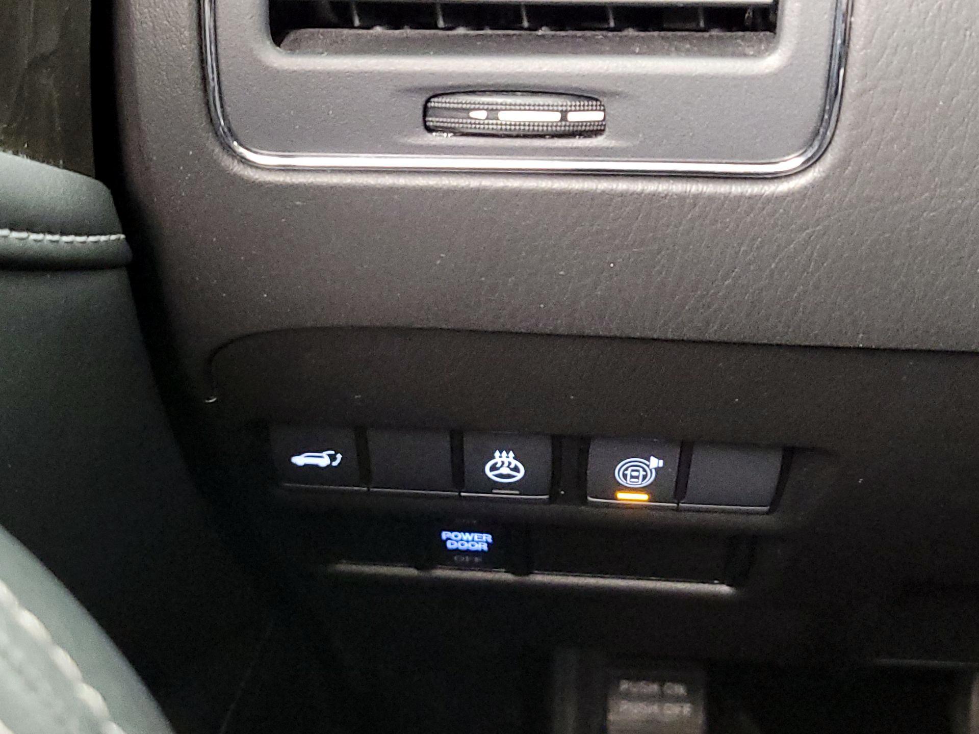 Thumbnail: 2024 INFINITI QX80 - 13