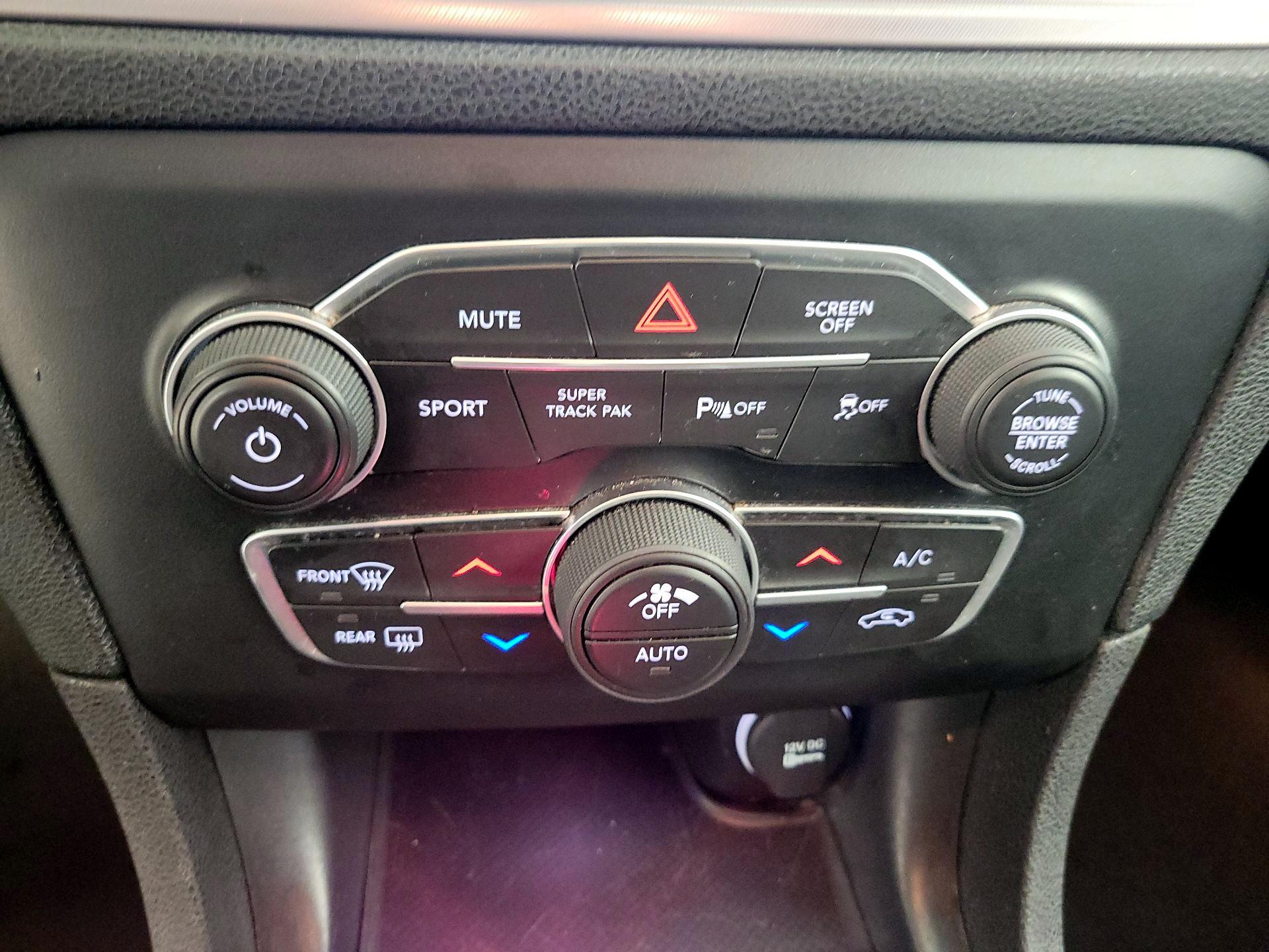 Thumbnail: 2023 Dodge Charger - 16