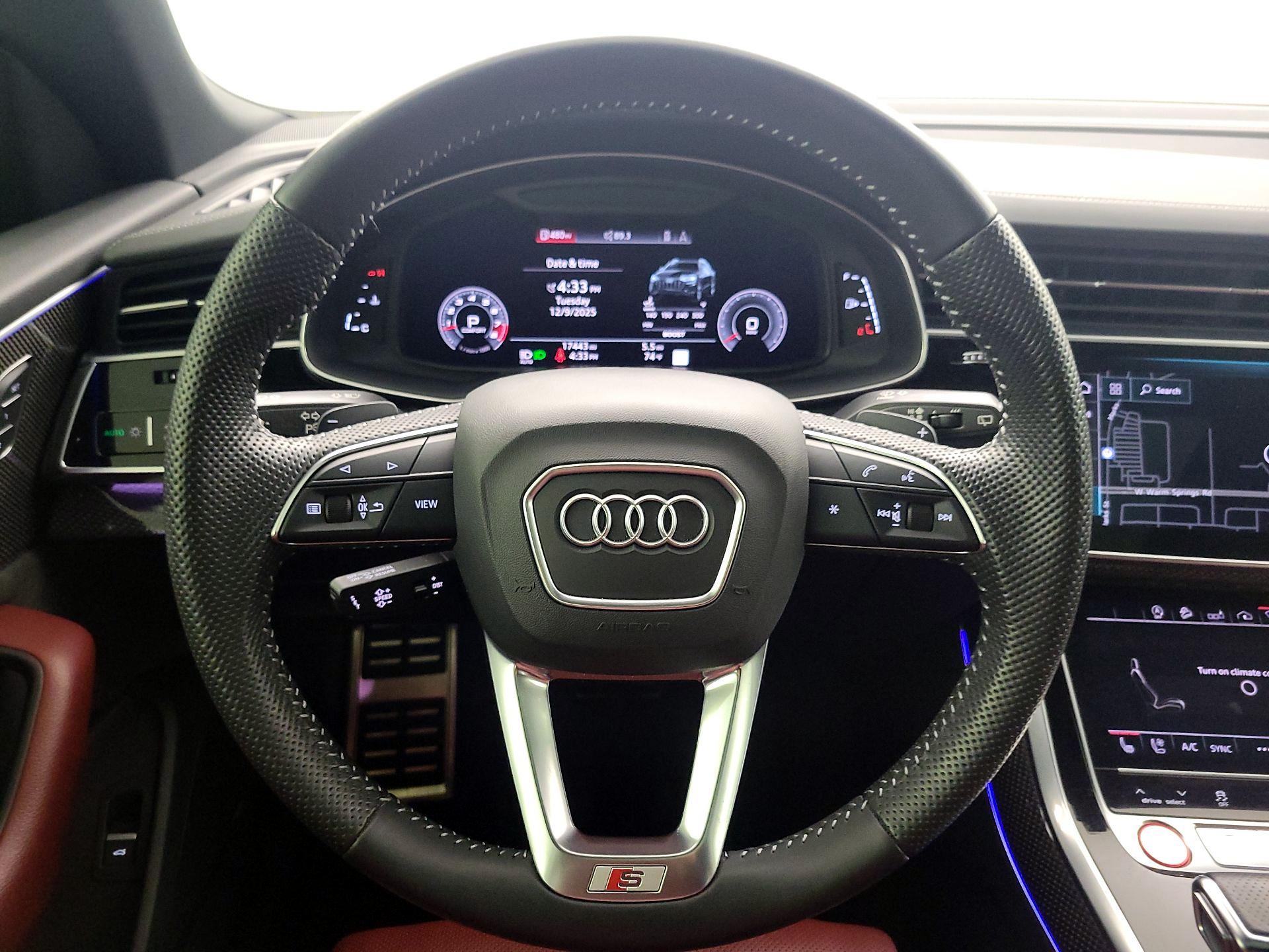 Thumbnail: 2020 Audi SQ8 - 10