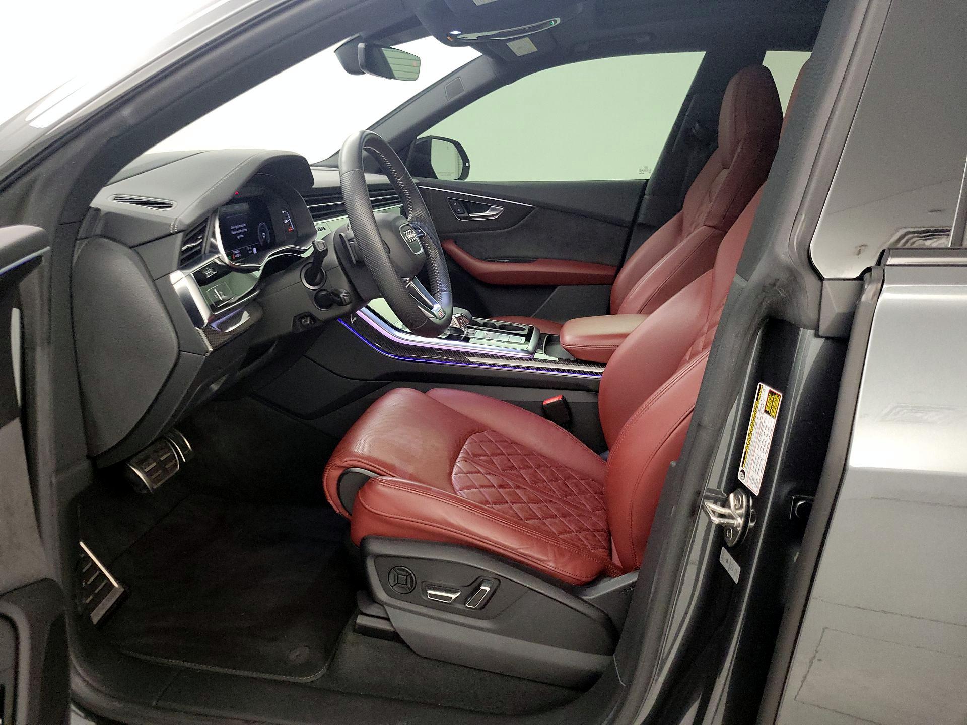 Thumbnail: 2020 Audi SQ8 - 11