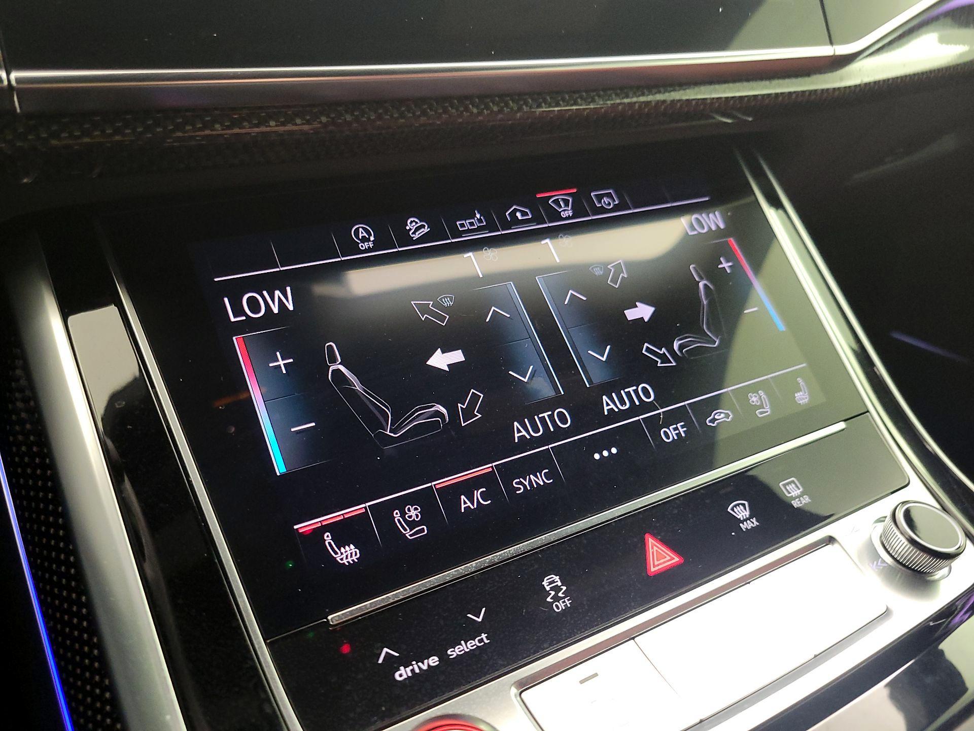 Thumbnail: 2020 Audi SQ8 - 17