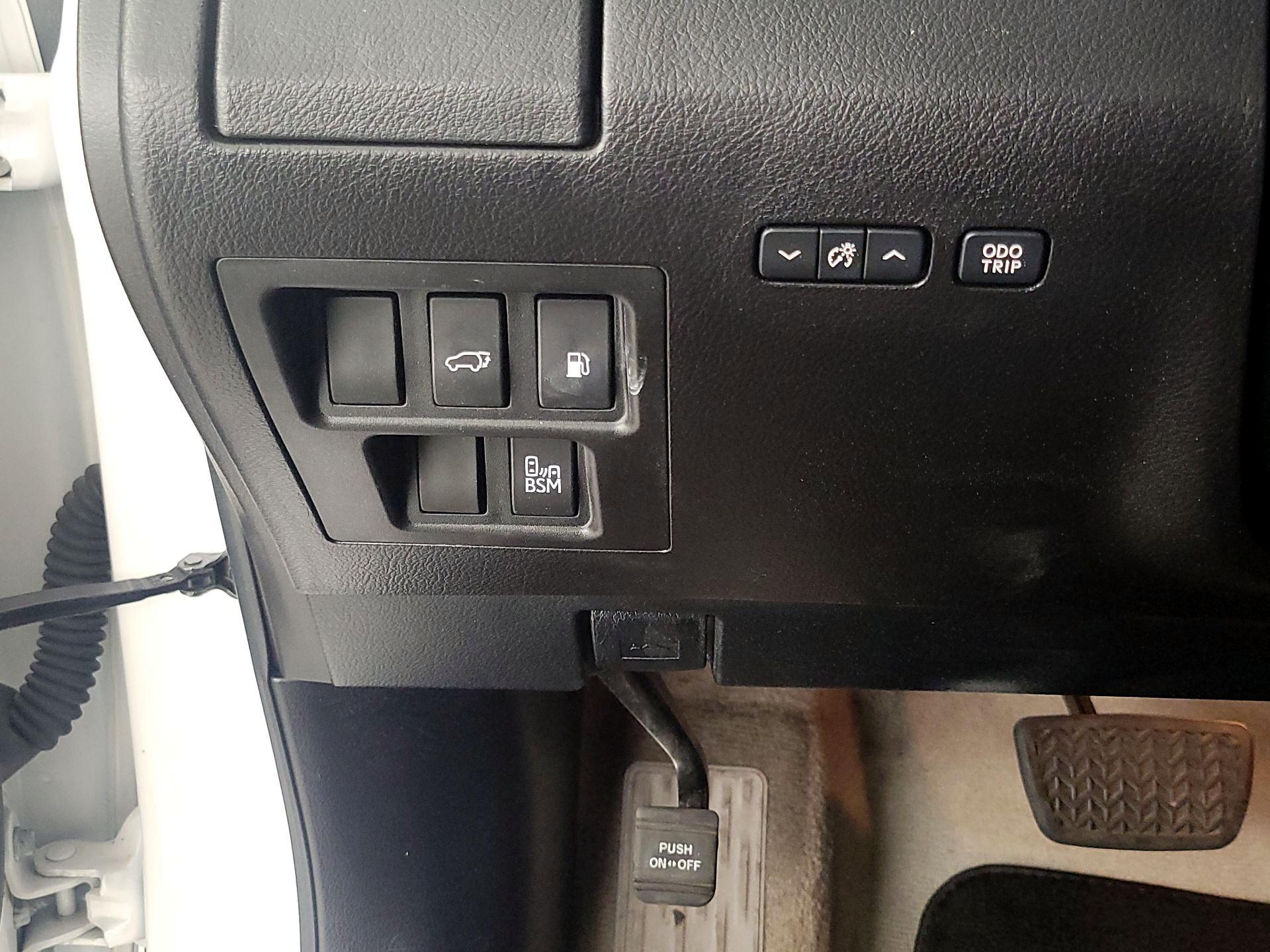 Thumbnail: 2014 Lexus RX - 13