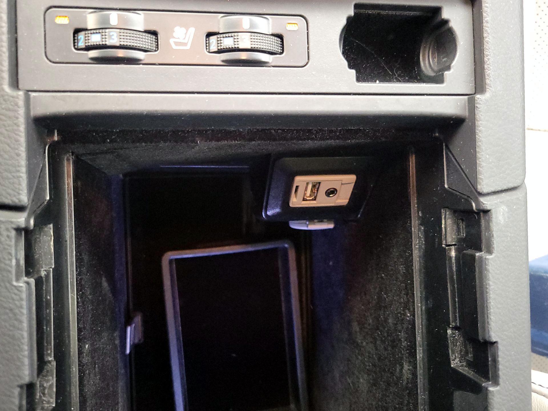 Thumbnail: 2014 Lexus RX - 18