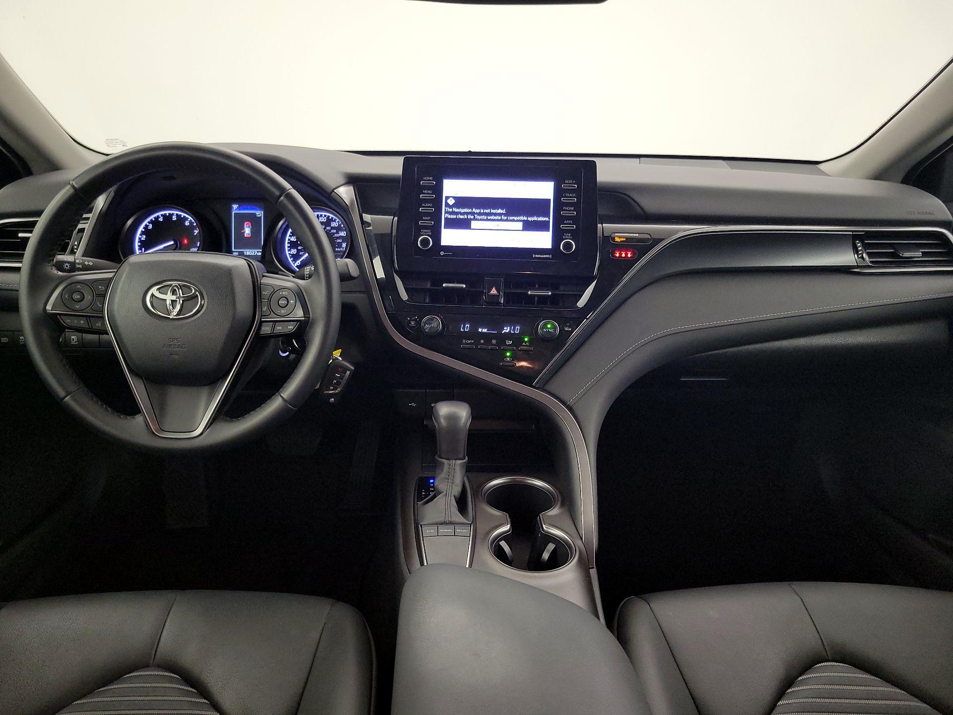 Thumbnail: 2023 Toyota Camry - 9