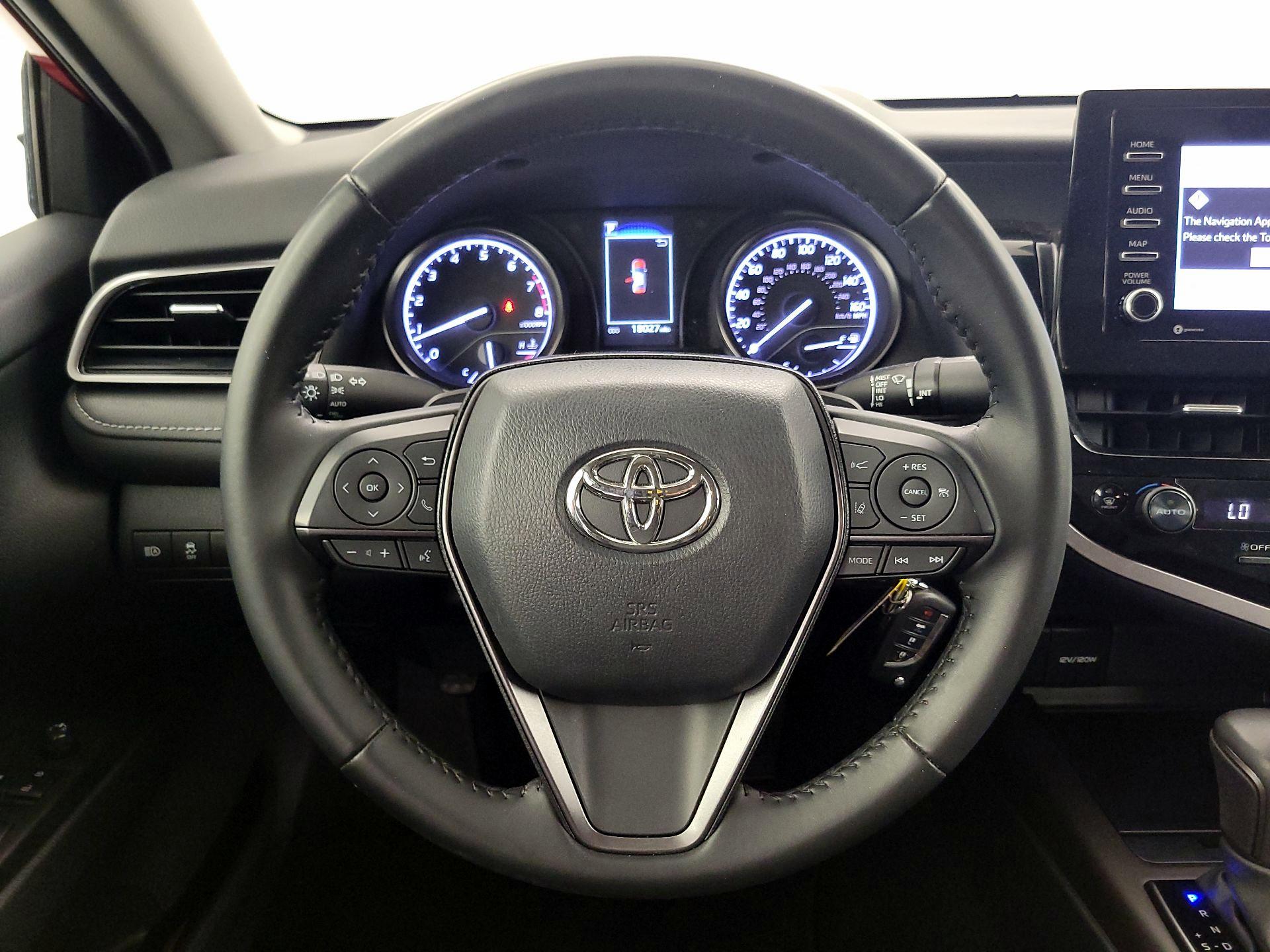 Thumbnail: 2023 Toyota Camry - 10