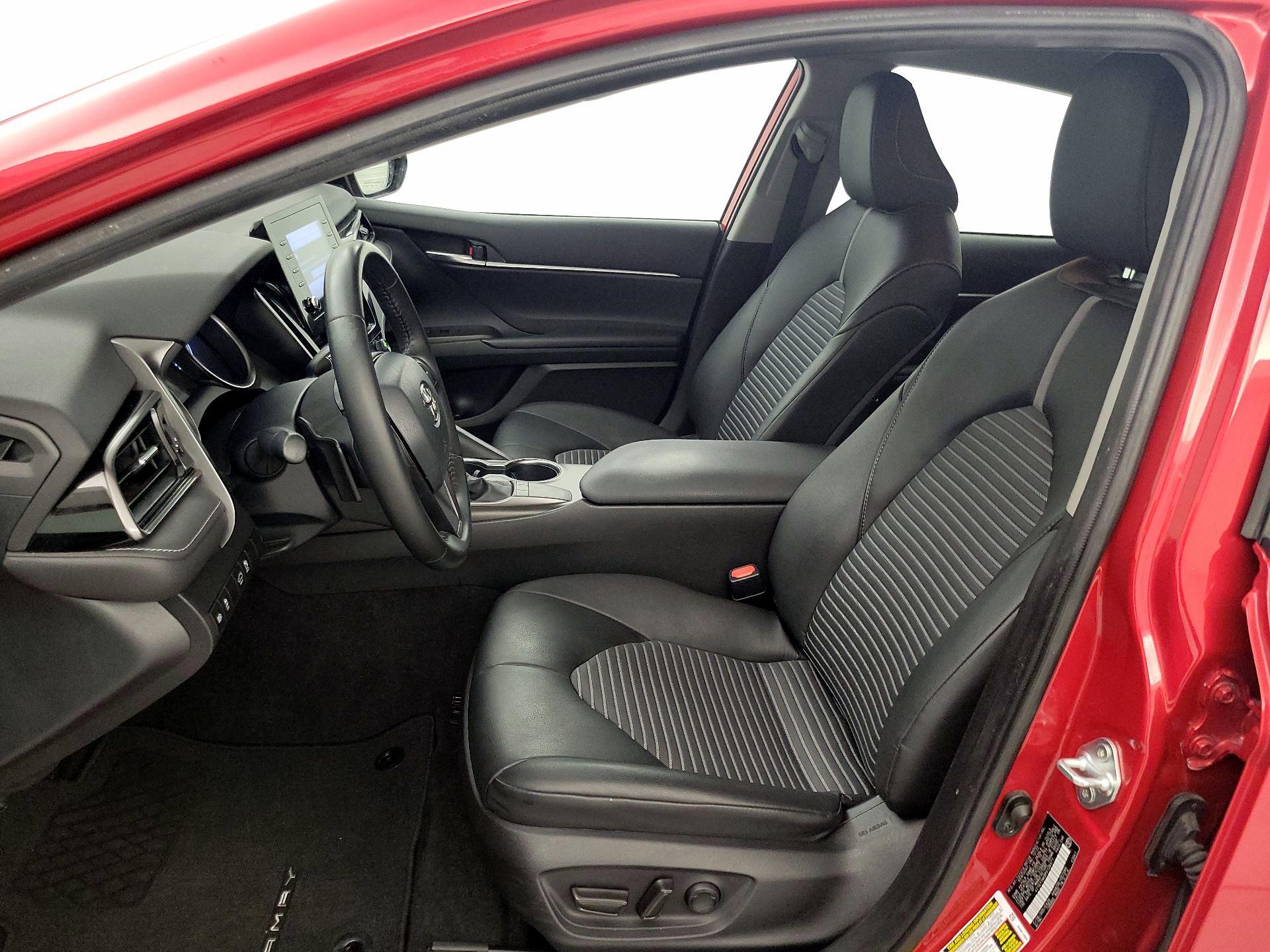 Thumbnail: 2023 Toyota Camry - 11