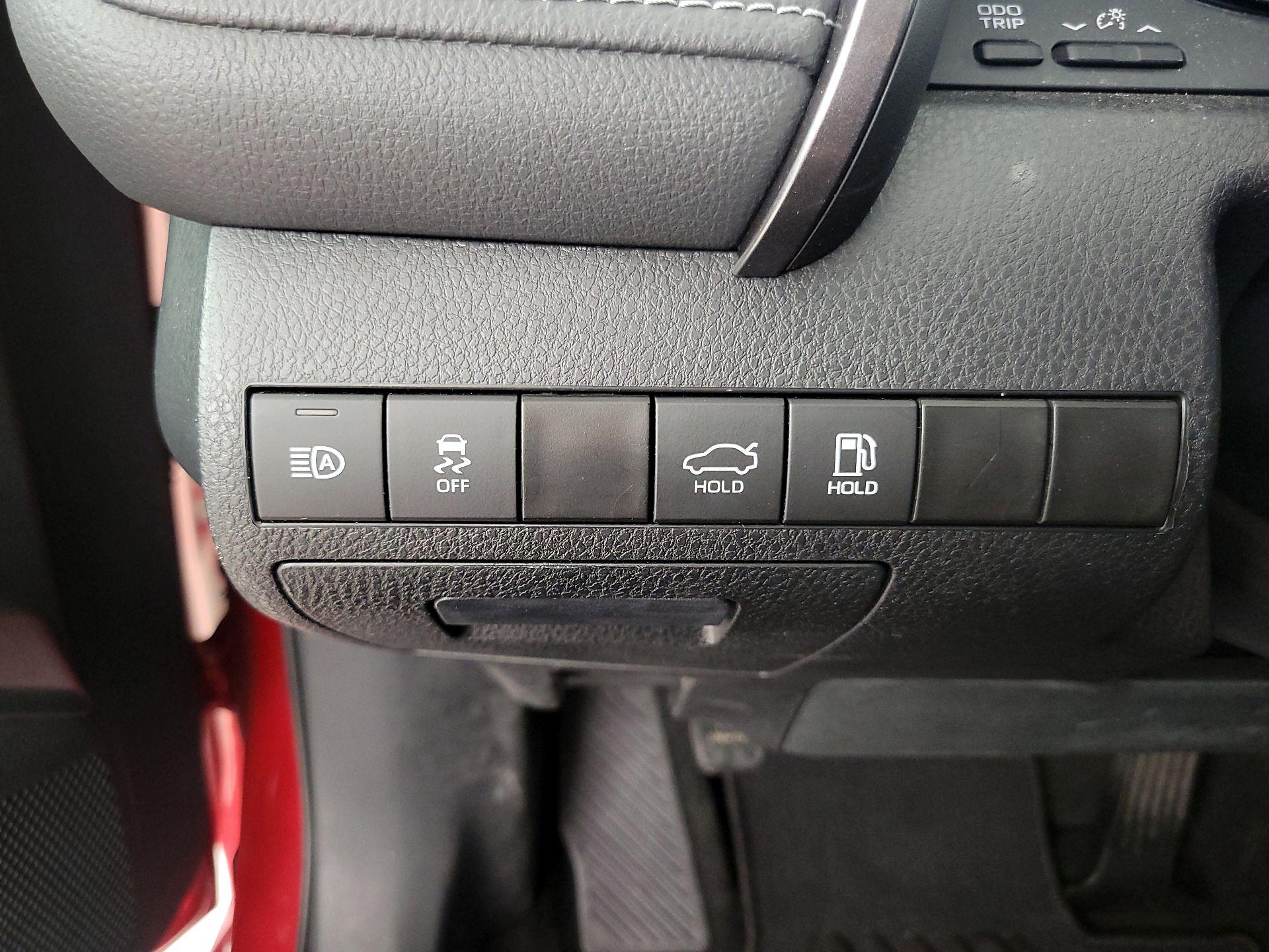 Thumbnail: 2023 Toyota Camry - 13