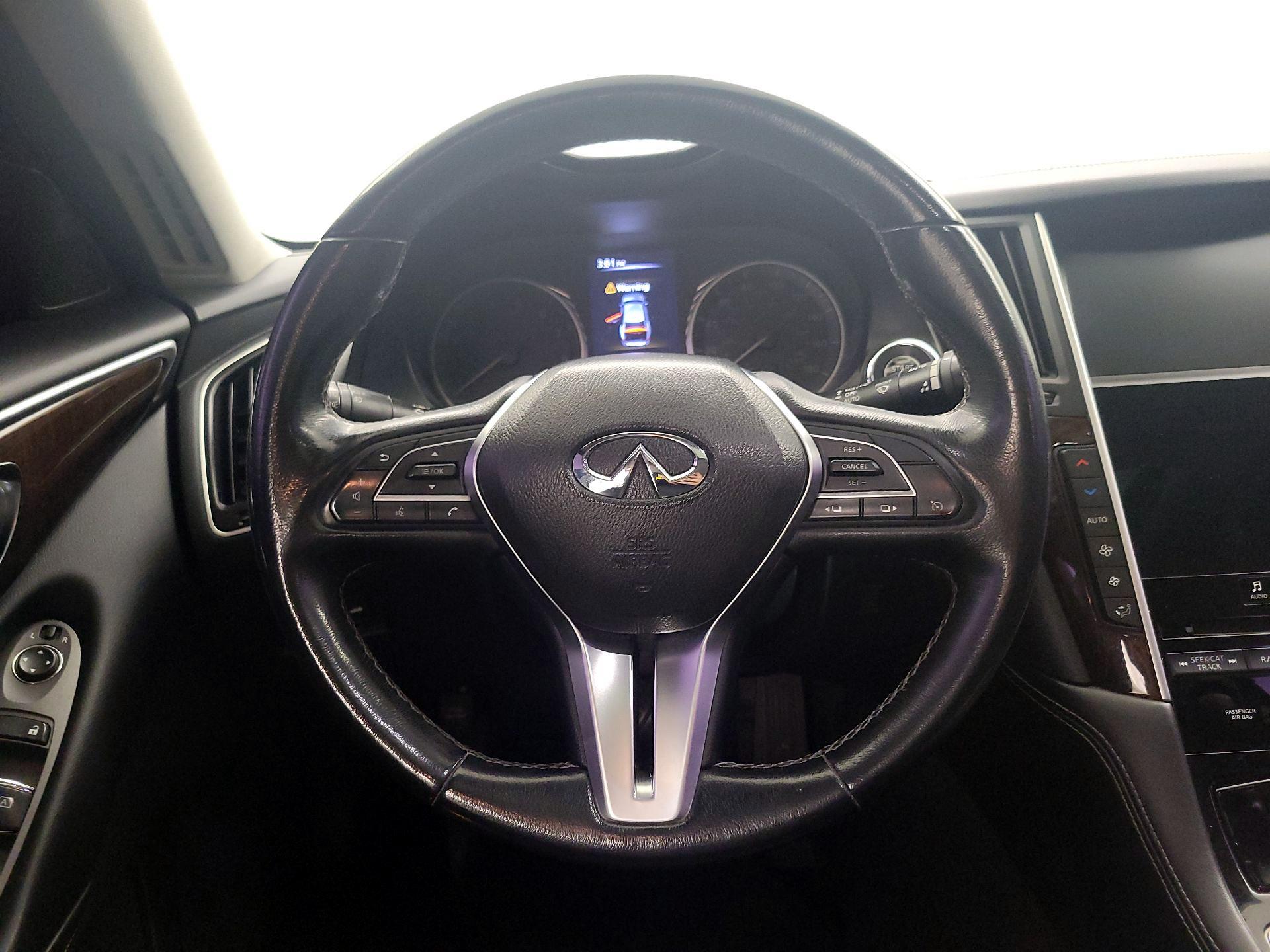 Thumbnail: 2019 INFINITI Q50 - 10