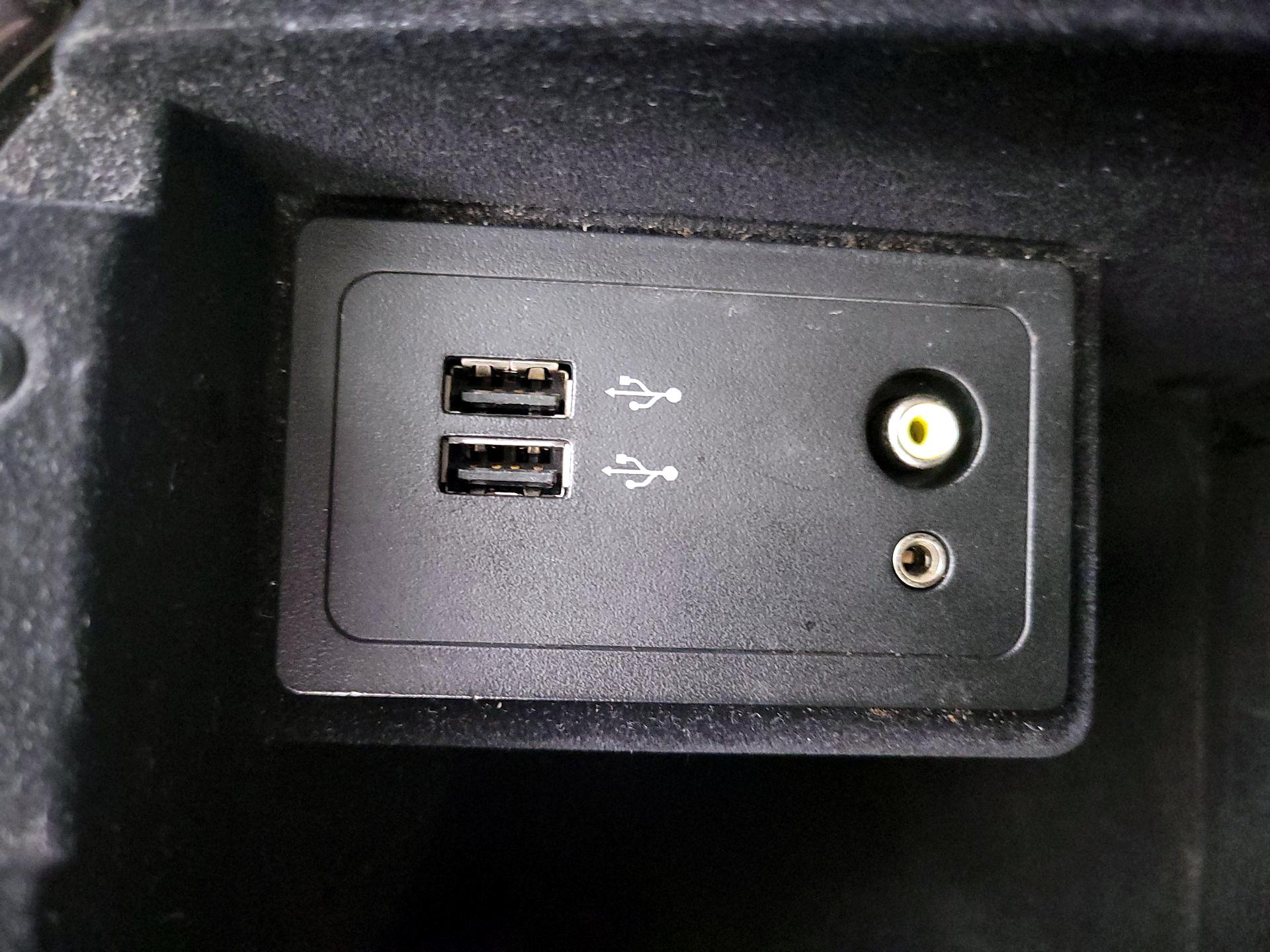 Thumbnail: 2019 INFINITI Q50 - 18