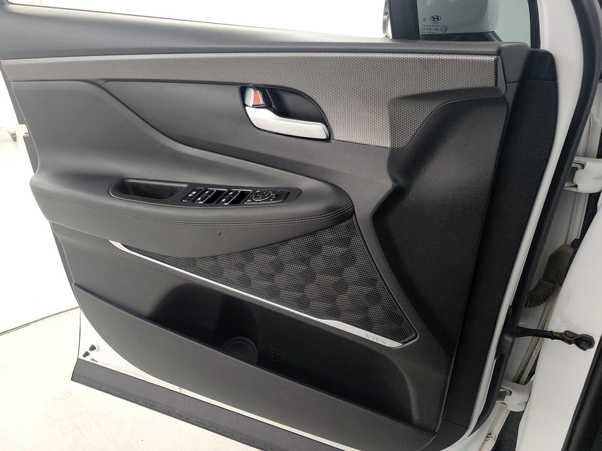 Thumbnail: 2020 Hyundai Santa Fe - 12