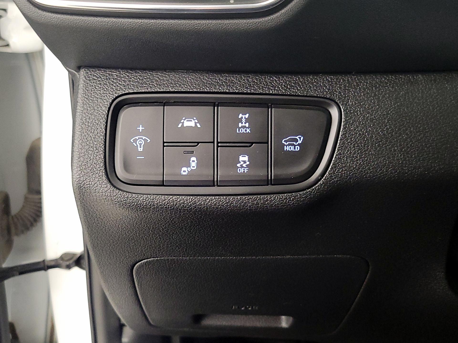 Thumbnail: 2020 Hyundai Santa Fe - 13