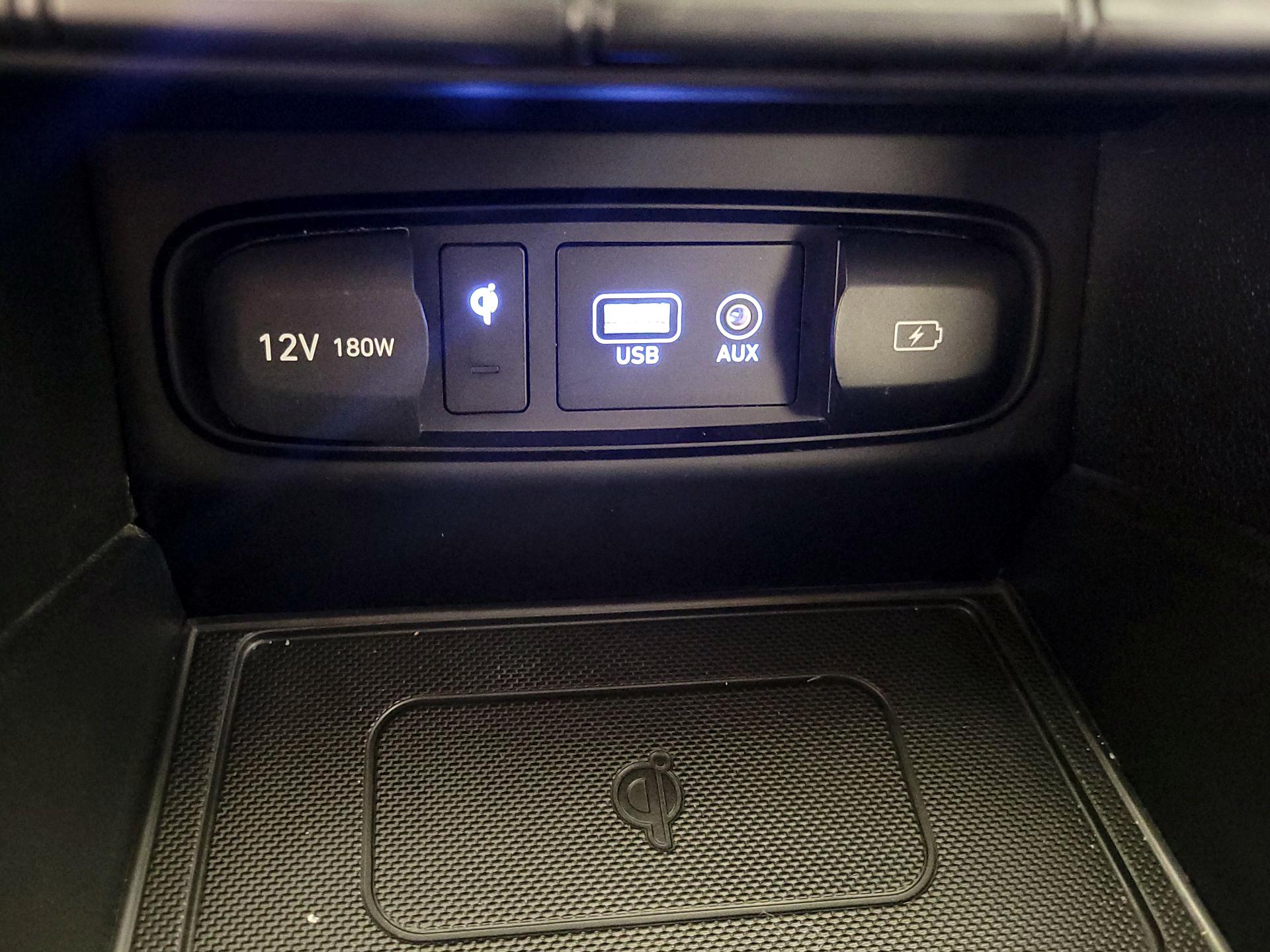 Thumbnail: 2020 Hyundai Santa Fe - 18