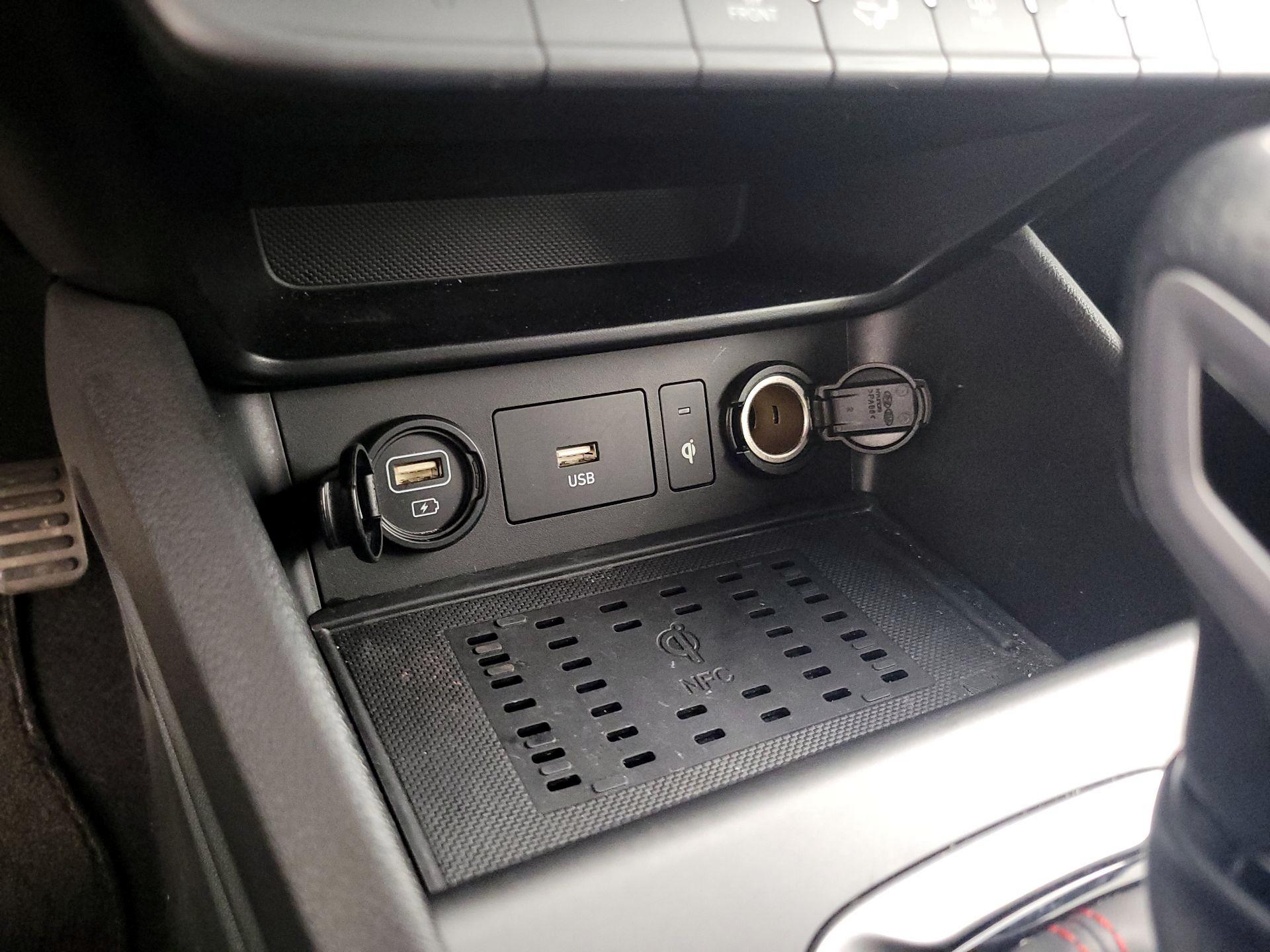 Thumbnail: 2022 Hyundai Kona - 18