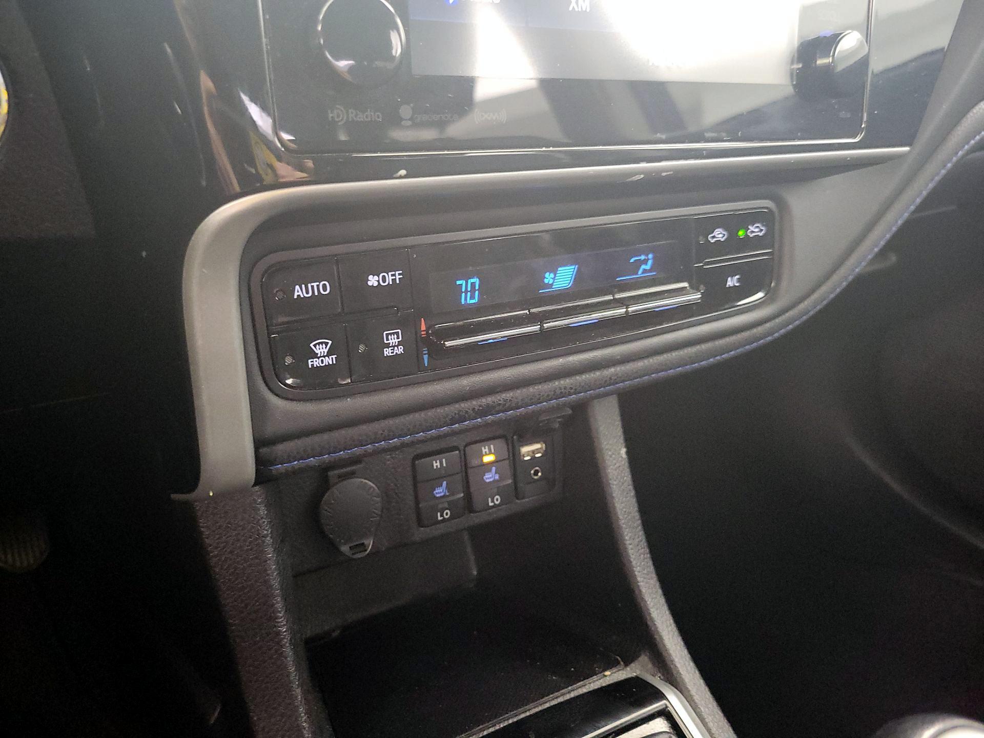 Thumbnail: 2017 Toyota Corolla - 16