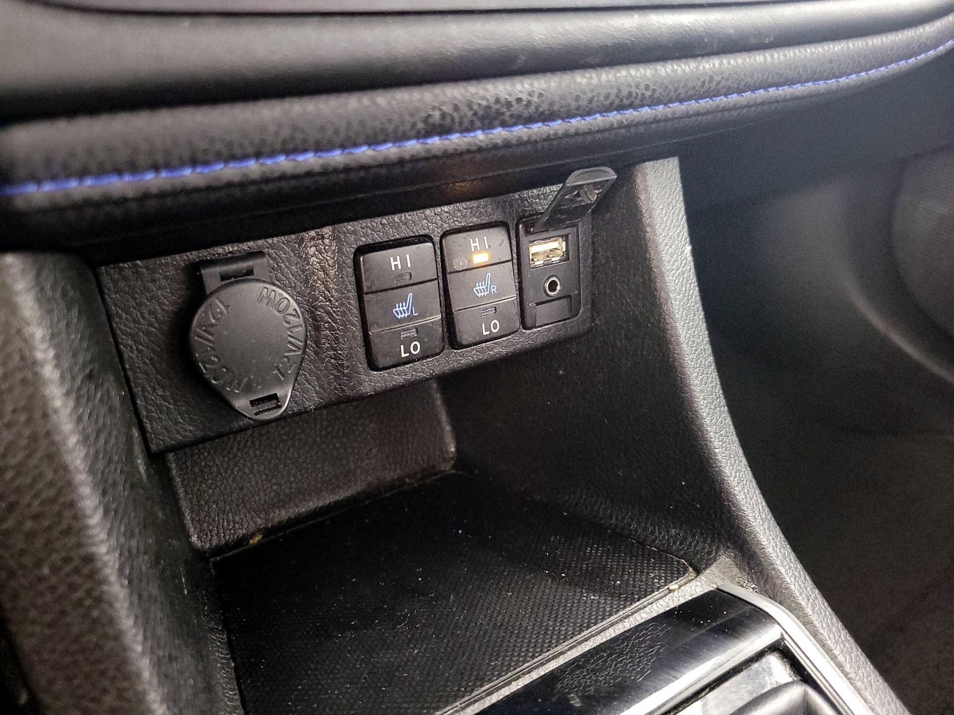 Thumbnail: 2017 Toyota Corolla - 18