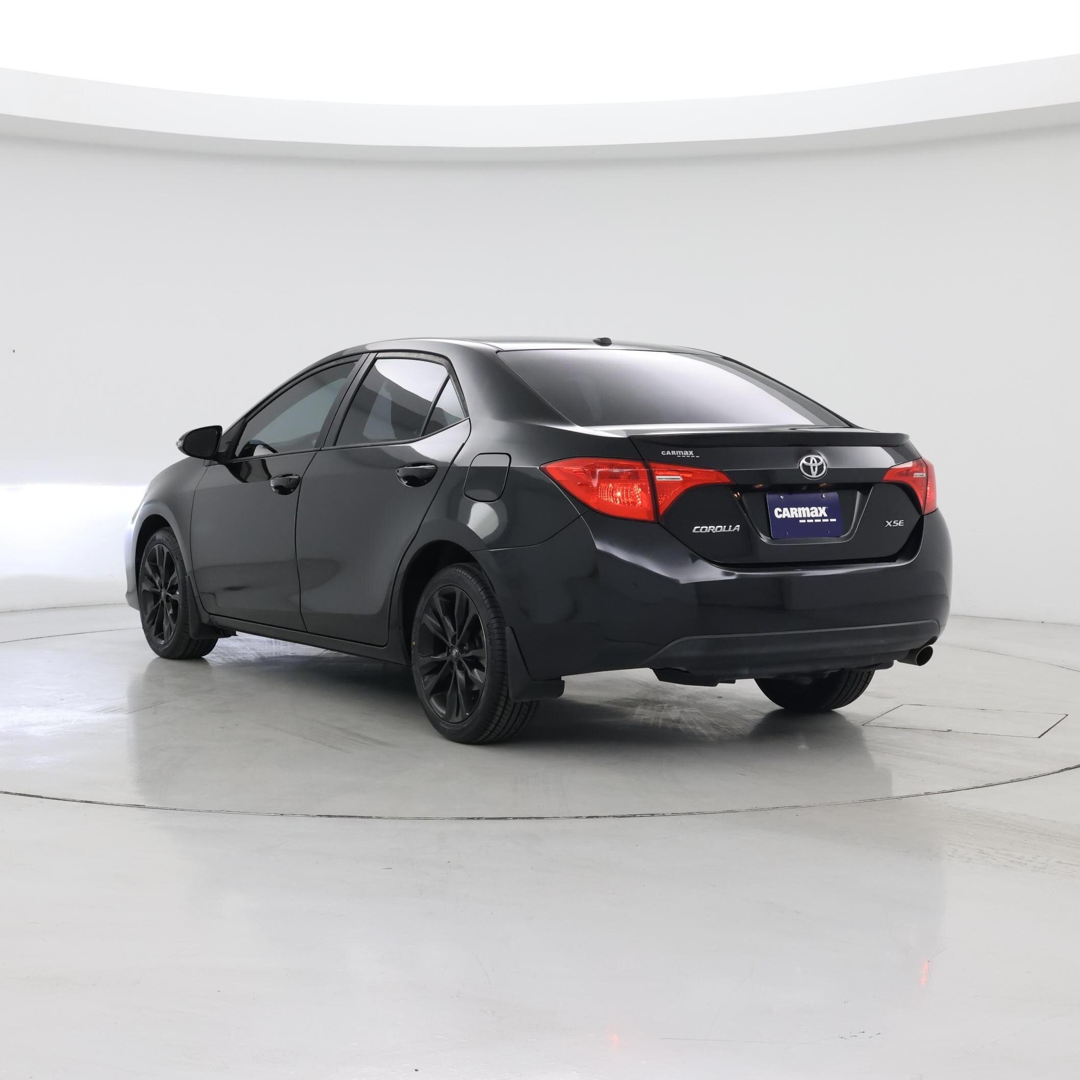 Thumbnail: 2017 Toyota Corolla - 2