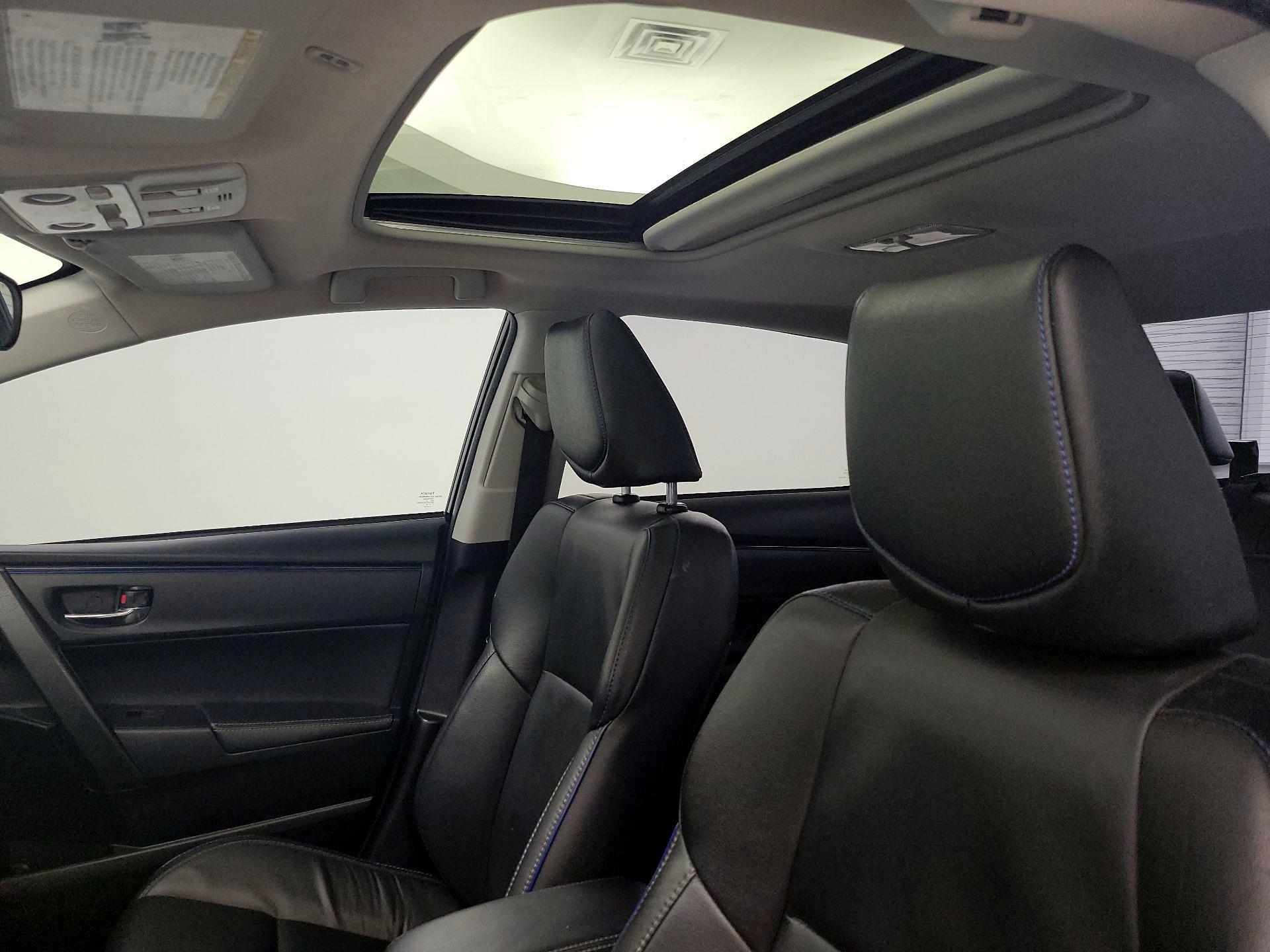 Thumbnail: 2017 Toyota Corolla - 19