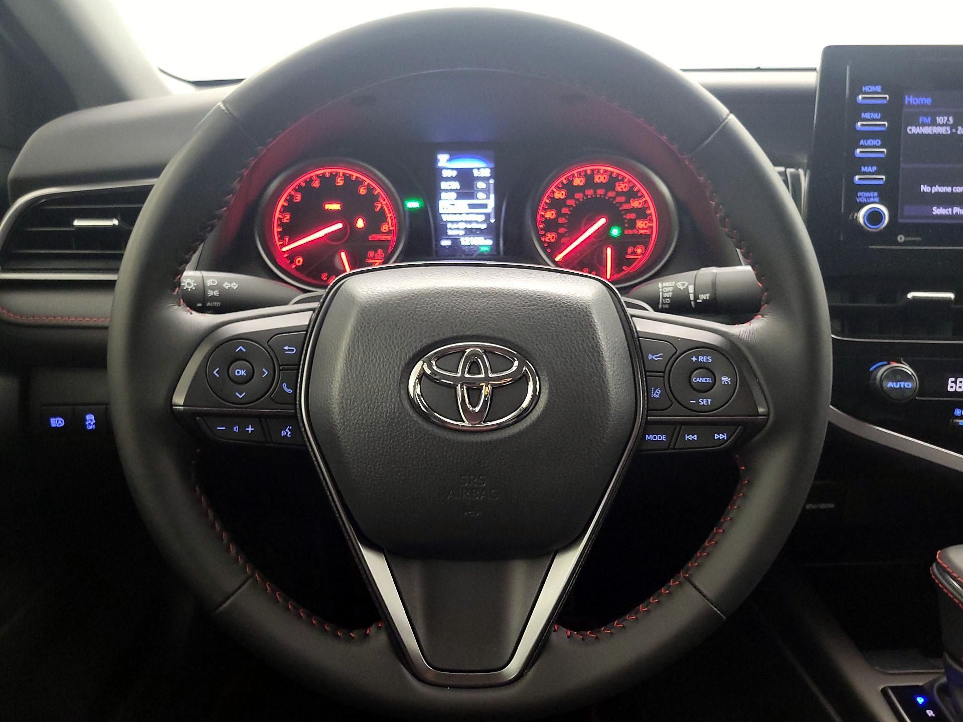 Thumbnail: 2023 Toyota Camry - 10