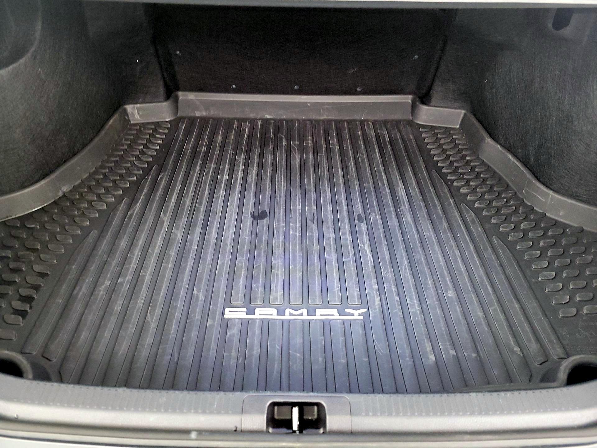 Thumbnail: 2023 Toyota Camry - 20