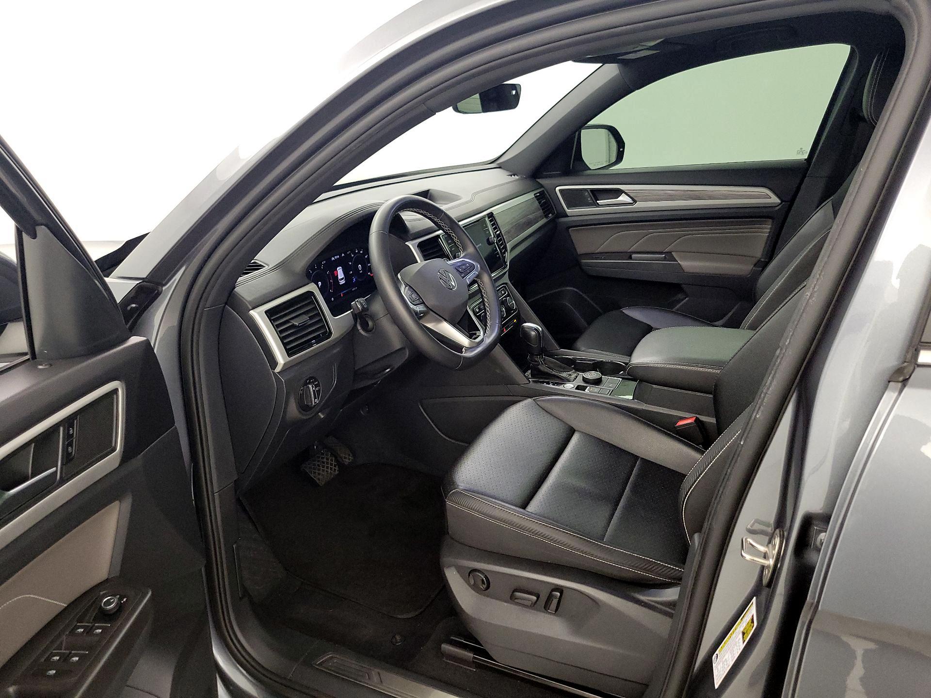 Thumbnail: 2022 Volkswagen Atlas - 11