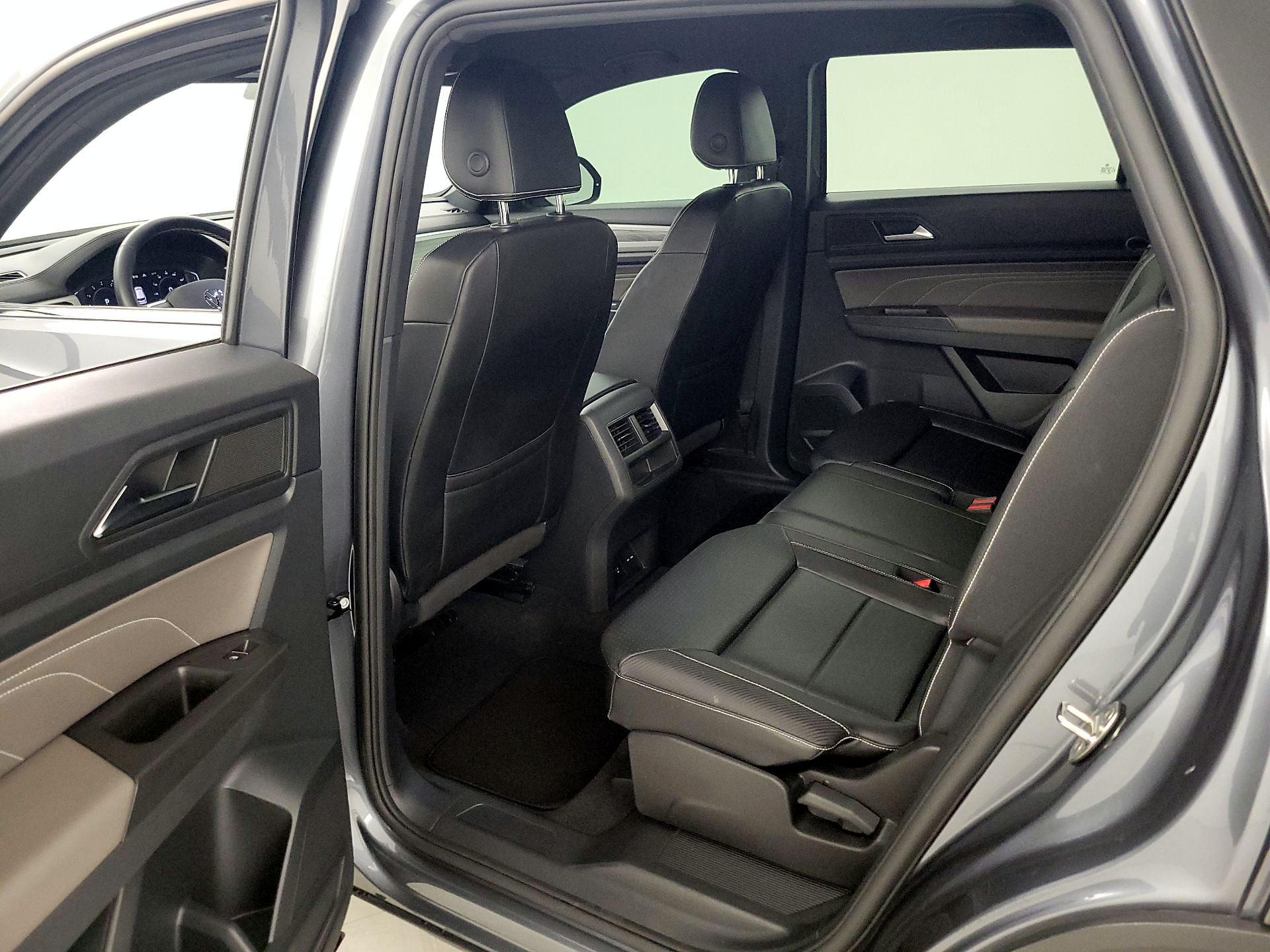 Thumbnail: 2022 Volkswagen Atlas - 19