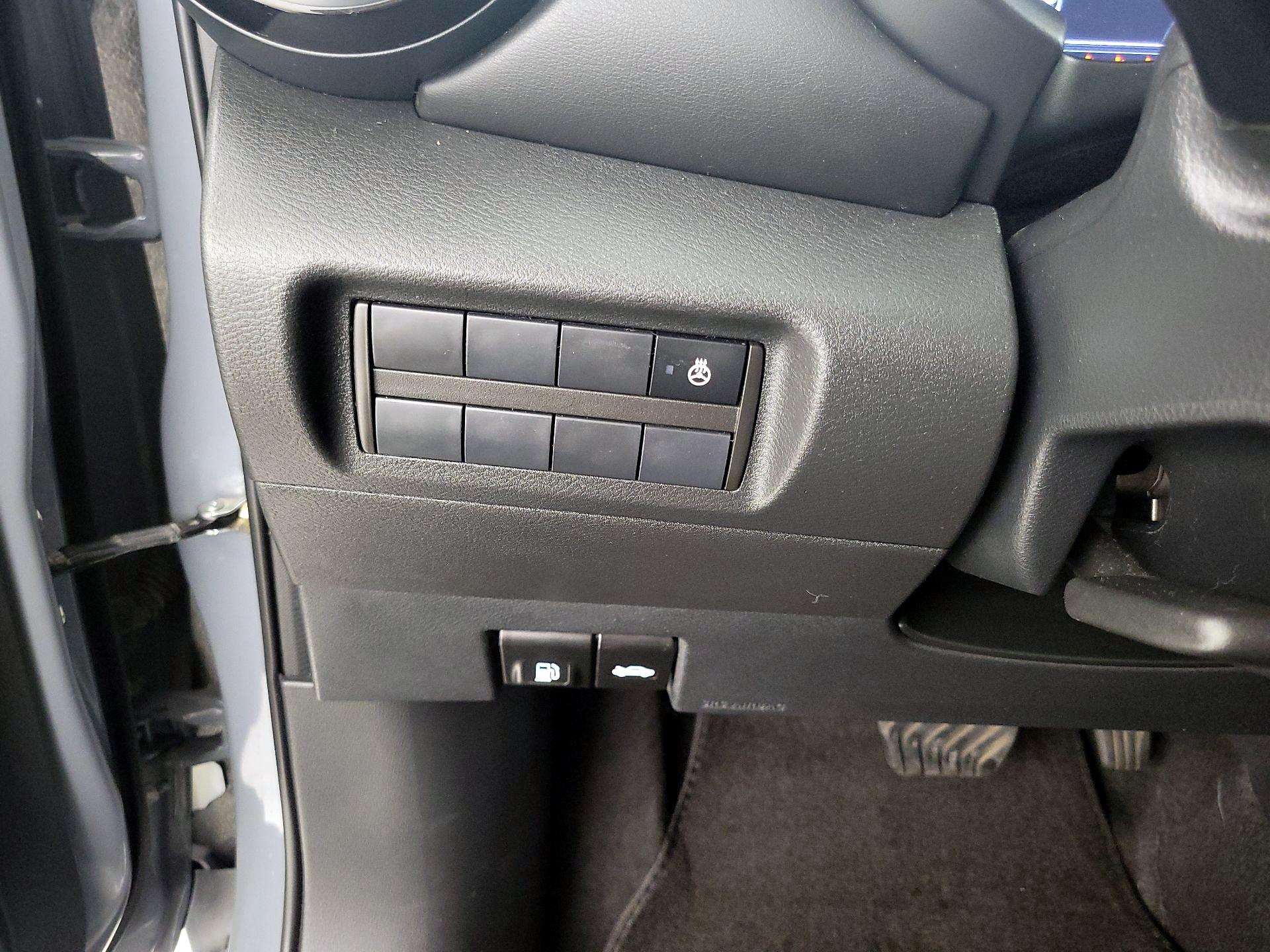 Thumbnail: 2021 Nissan Kicks - 13