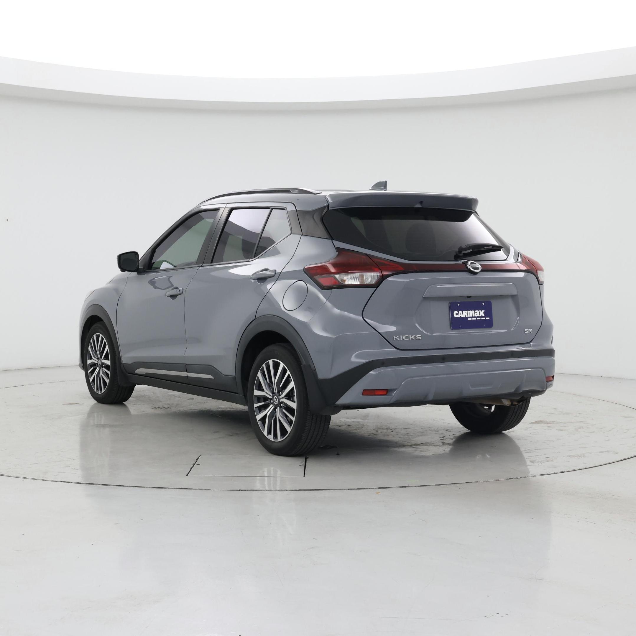 Thumbnail: 2021 Nissan Kicks - 2