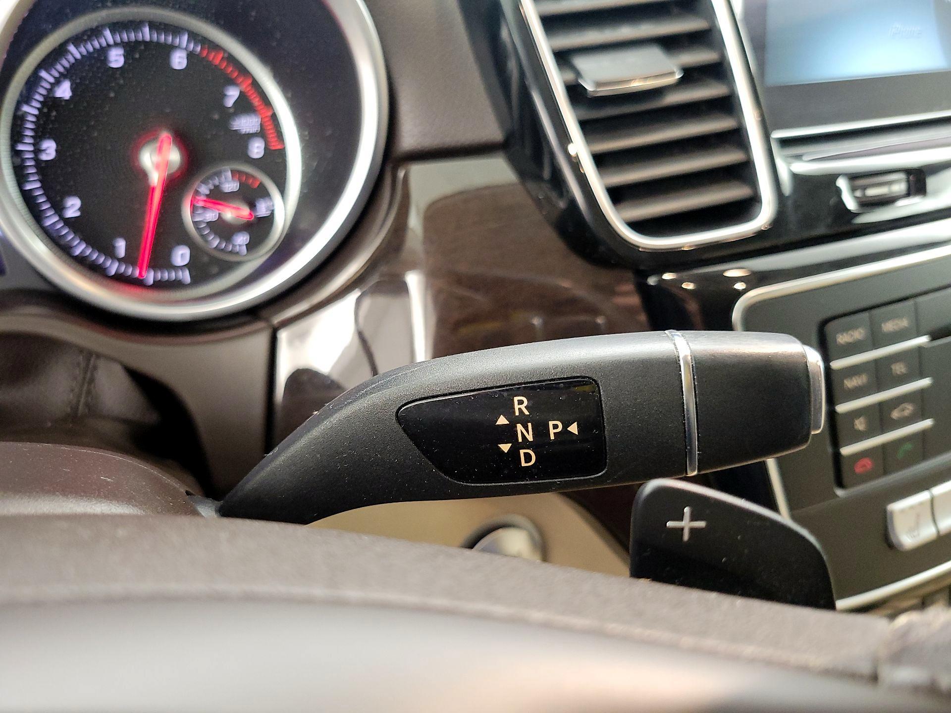 Thumbnail: 2016 Mercedes-Benz GLE - 18